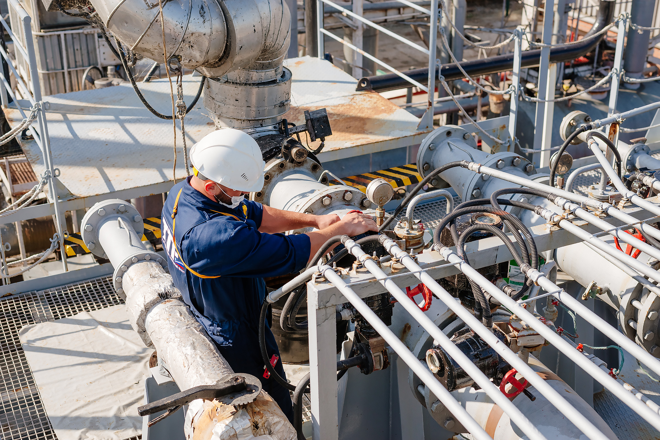 Съёмка танкера «Леди Лейла». Промышленный фотограф в Ростовской области Владимир Яковенко