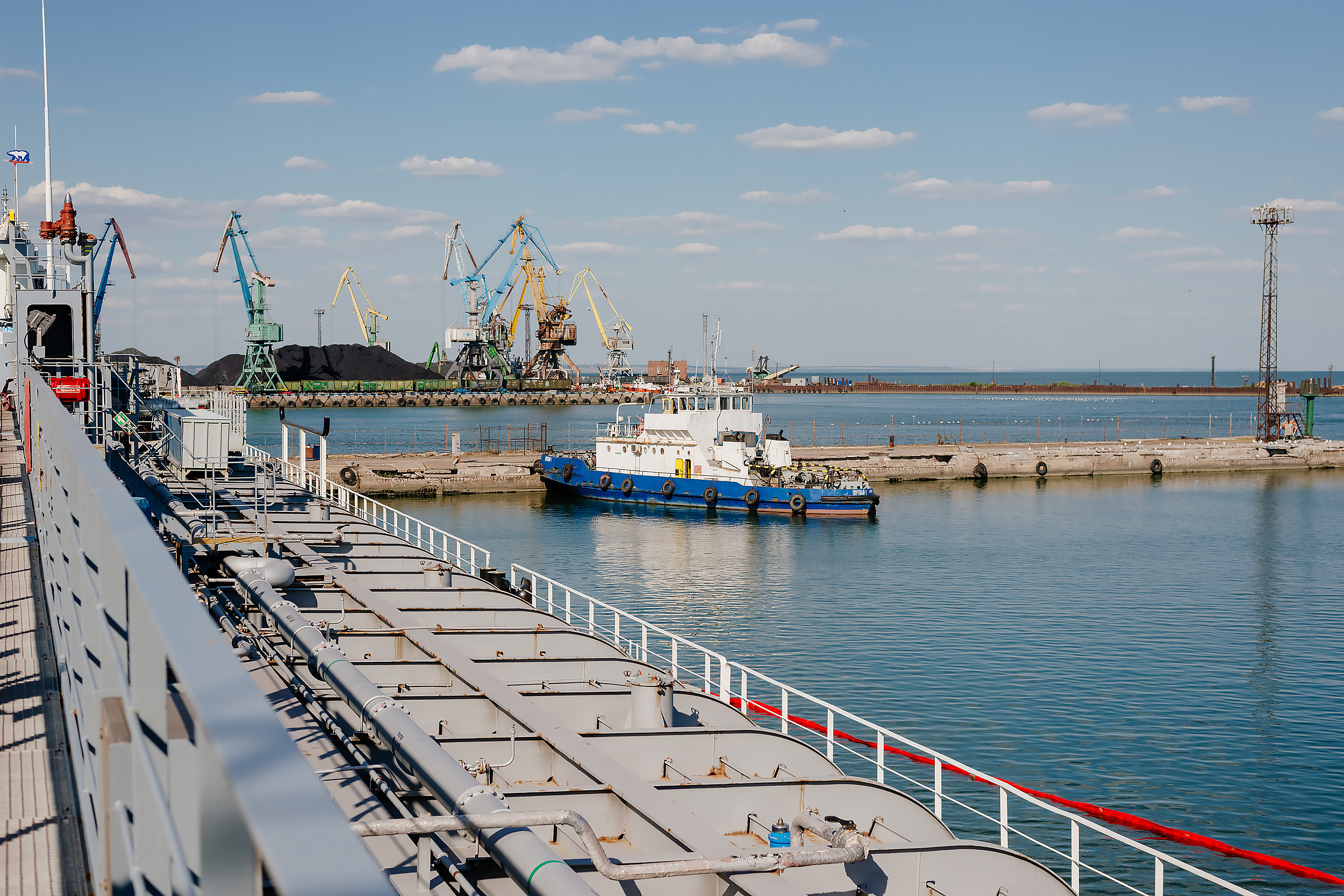 Съёмка танкера «Леди Лейла». Промышленный фотограф в Ростовской области Владимир Яковенко