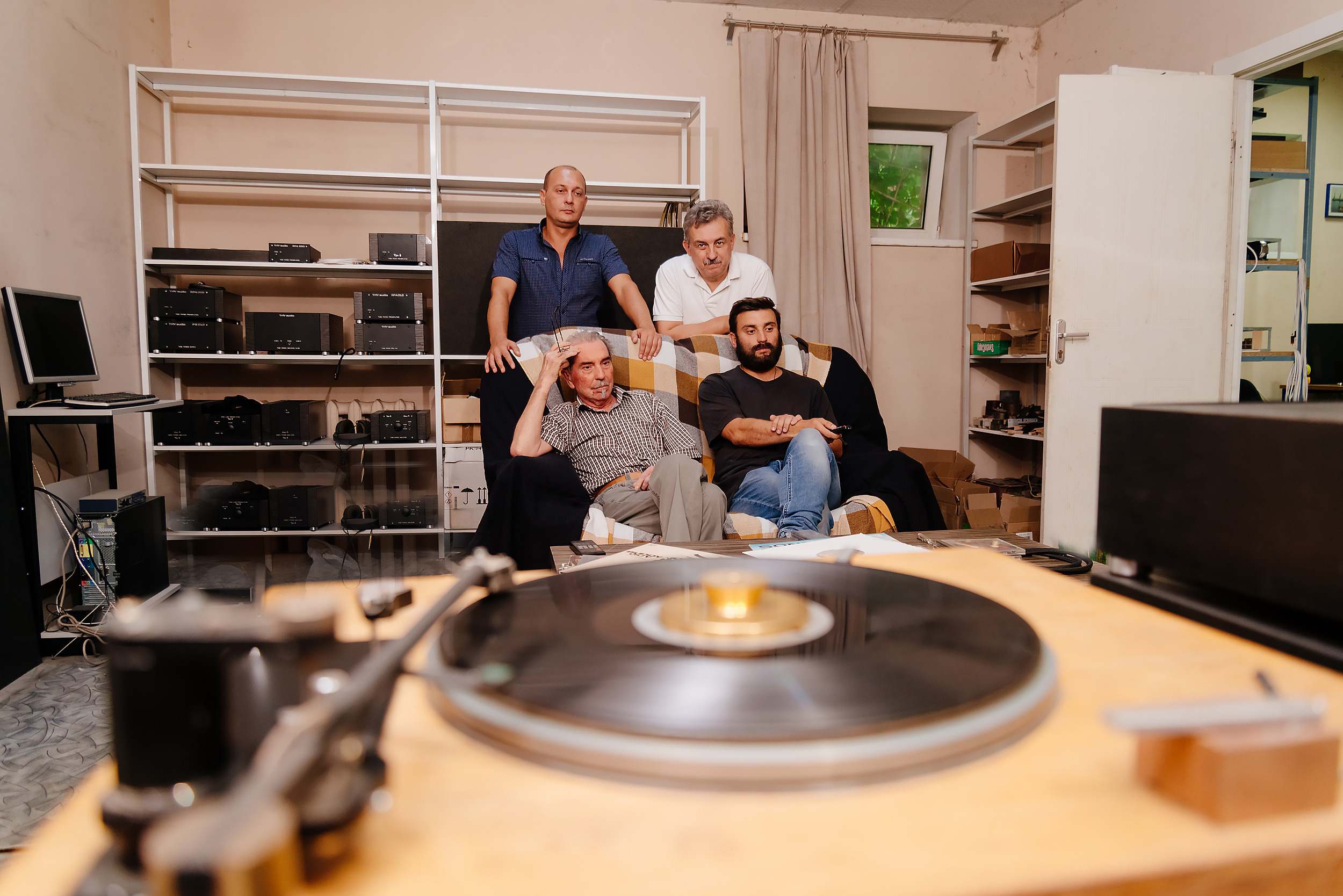 КБ звукотехники ТРИ В. Промышленный фотограф в Ростовской области Владимир Яковенко