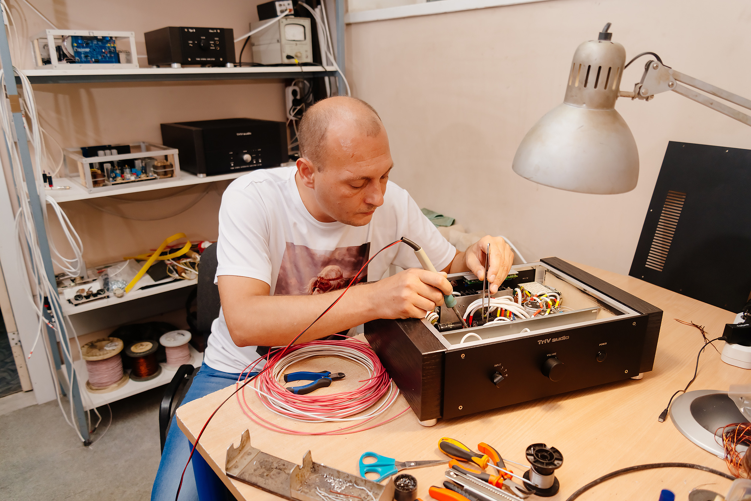 КБ звукотехники ТРИ В. Промышленный фотограф в Ростовской области Владимир Яковенко