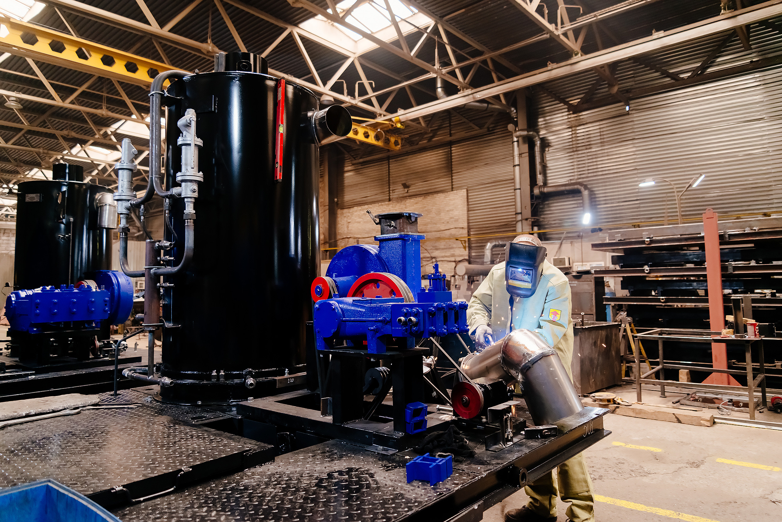 Завод «ЛОГИНПРОМ». Производство паровых установок в Таганроге. Промышленный фотограф в Ростовской области Владимир Яковенко