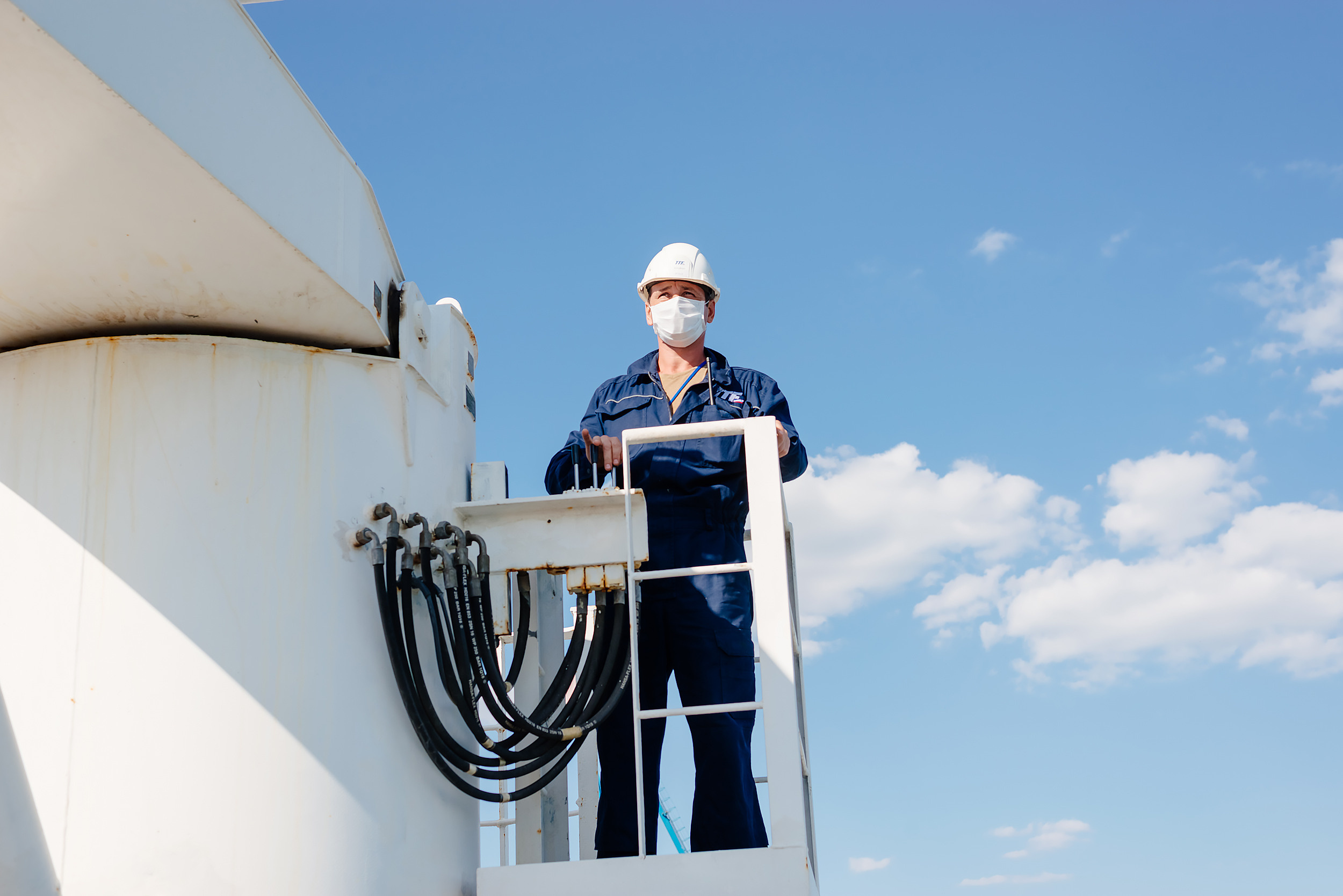 Съёмка танкера «Леди Лейла». Промышленный фотограф в Ростовской области Владимир Яковенко