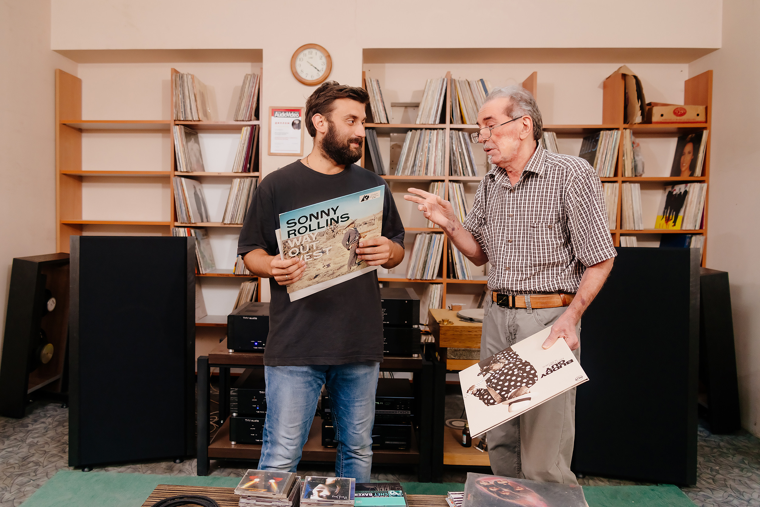КБ звукотехники ТРИ В. Промышленный фотограф в Ростовской области Владимир Яковенко