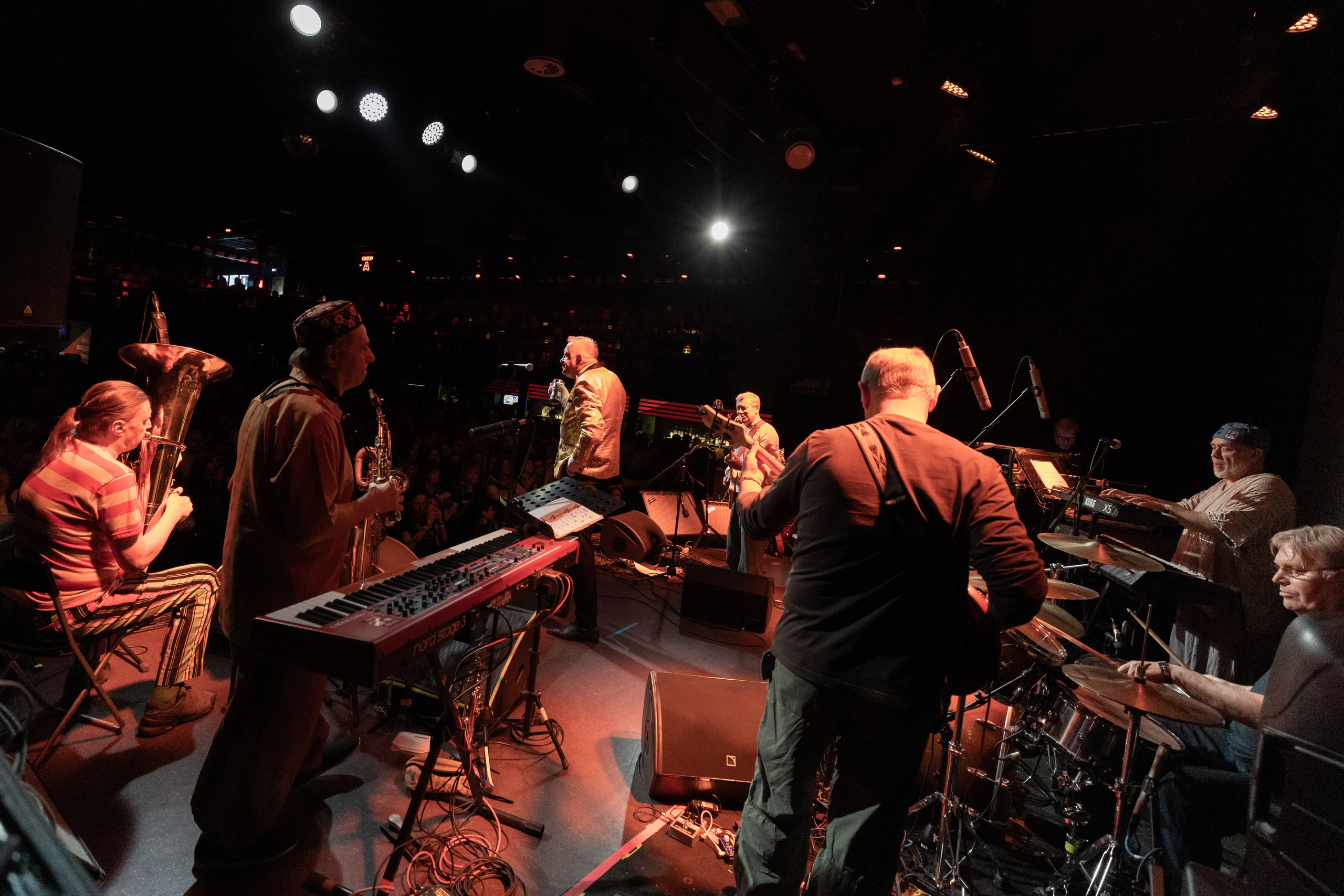 АукцЫон 27.02.2026. Портретный фотограф в Санкт-Петербурге Вадим Корнеев