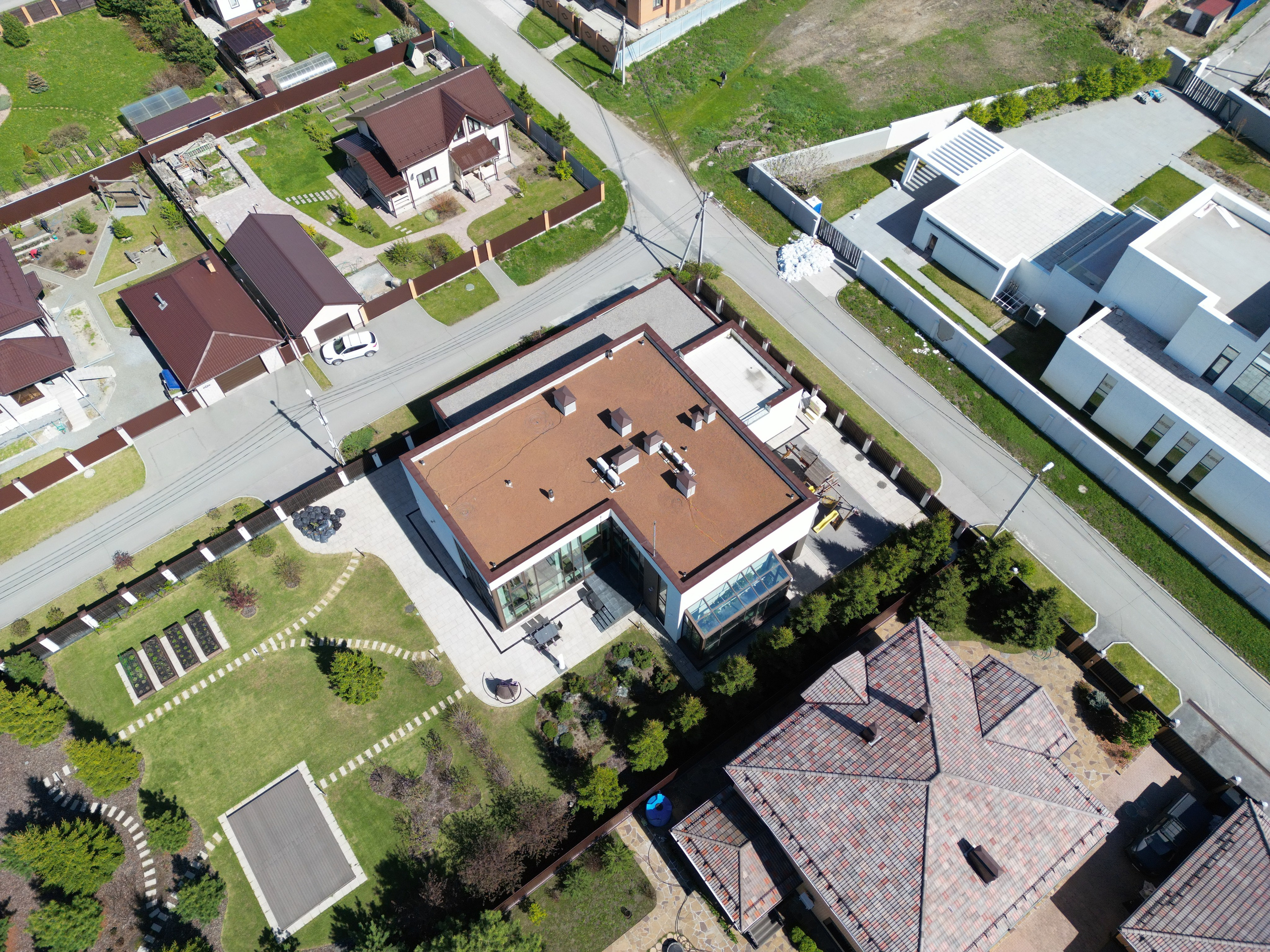 Кровля-2. Mintonov's Film Studio