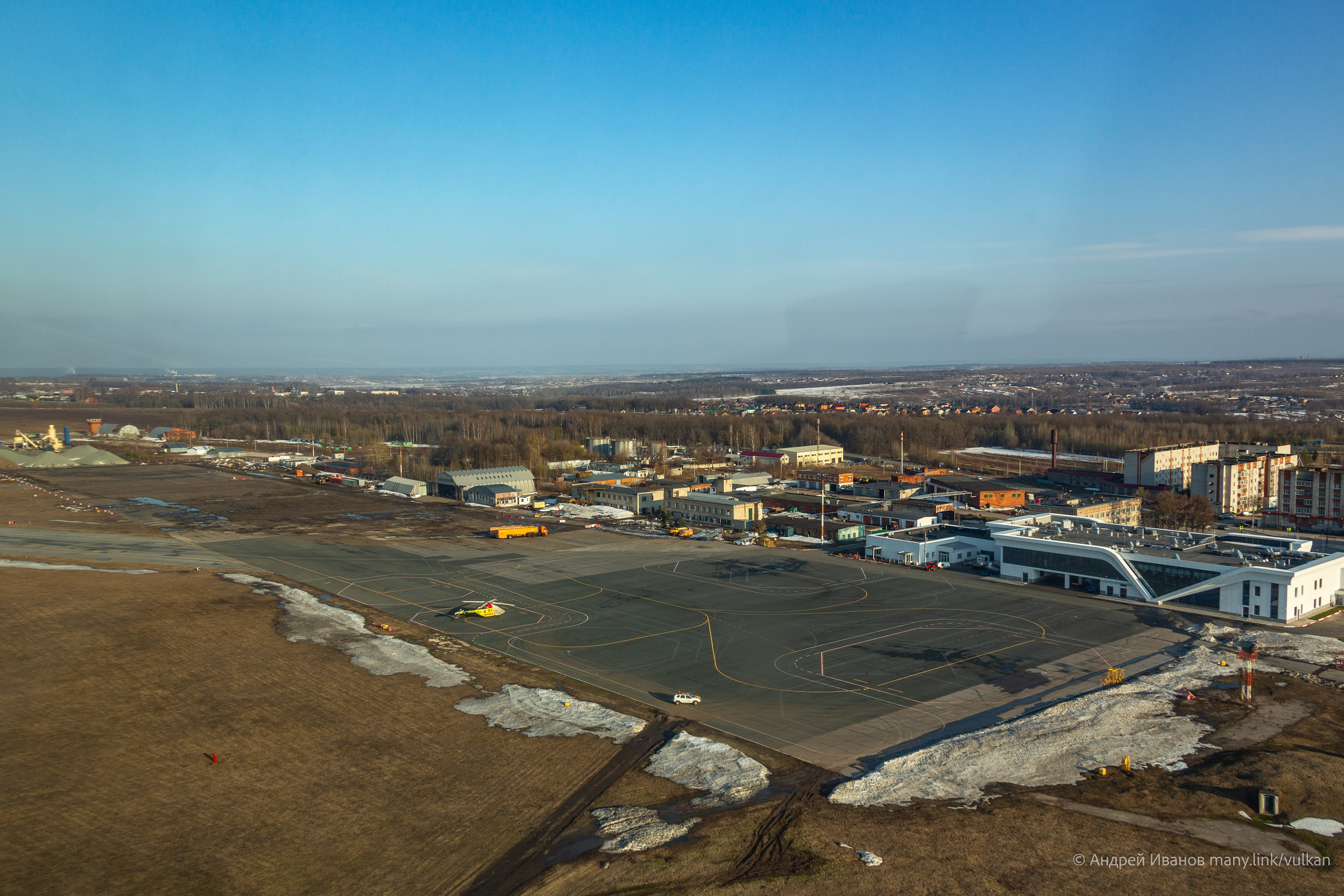 Перелёт на Байконур в 2026 г на самолётах АОН. Фотоальбом показывающий увлекательный мир авиации и мир медведей Андрея Иванова