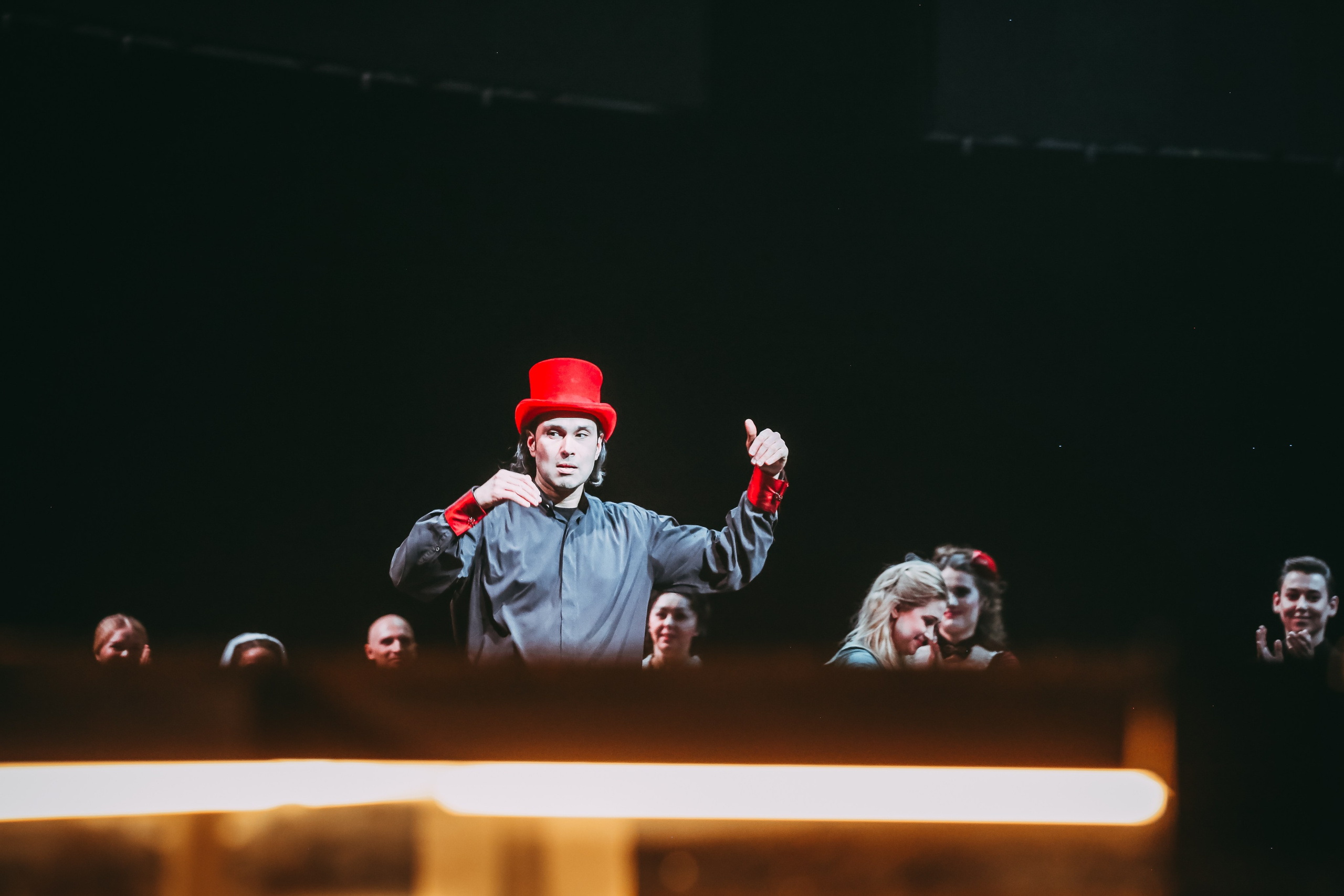 «Влюбленный дьявол» Александра Вустина в МАМТе. Дарья Письменюк / Darya Leitstern — фотограф, музыкант, журналист, путешественник