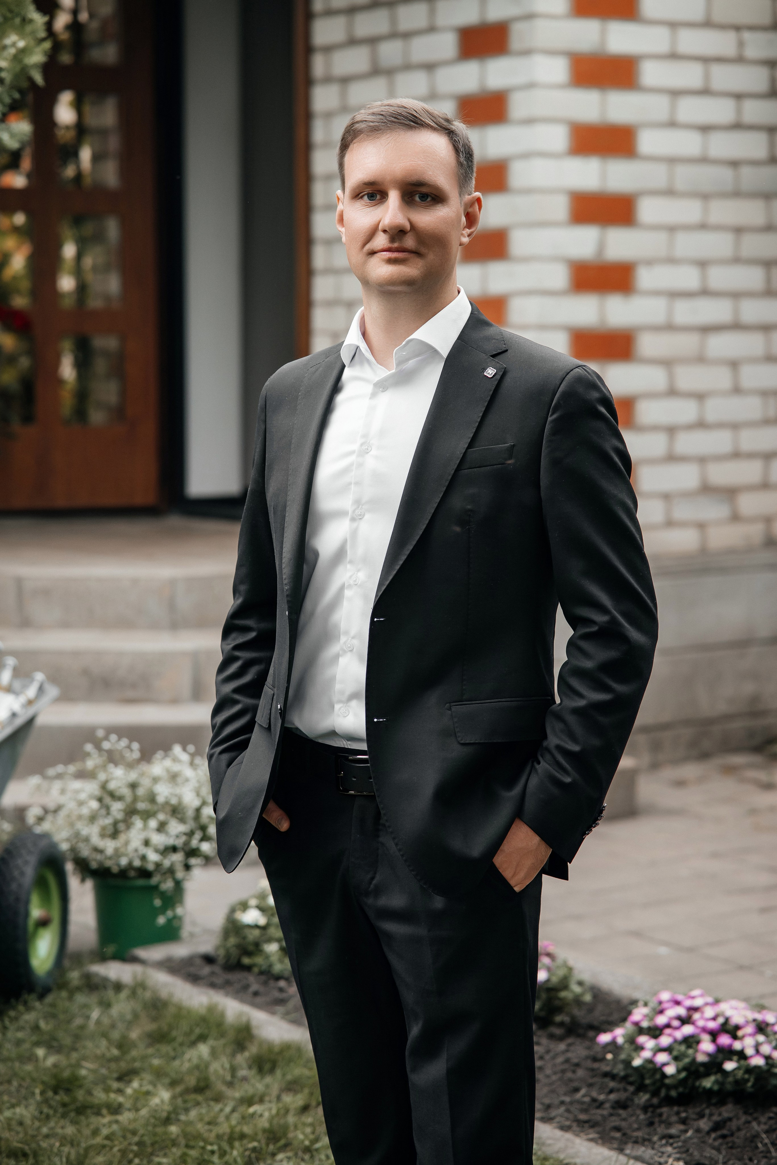 «Свадьба Даши и Артема». Школьный фотограф в Валуйках. Фотосессии для выпускников и изготовление выпускных альбомов в городе Валуйки и в Белгородской области