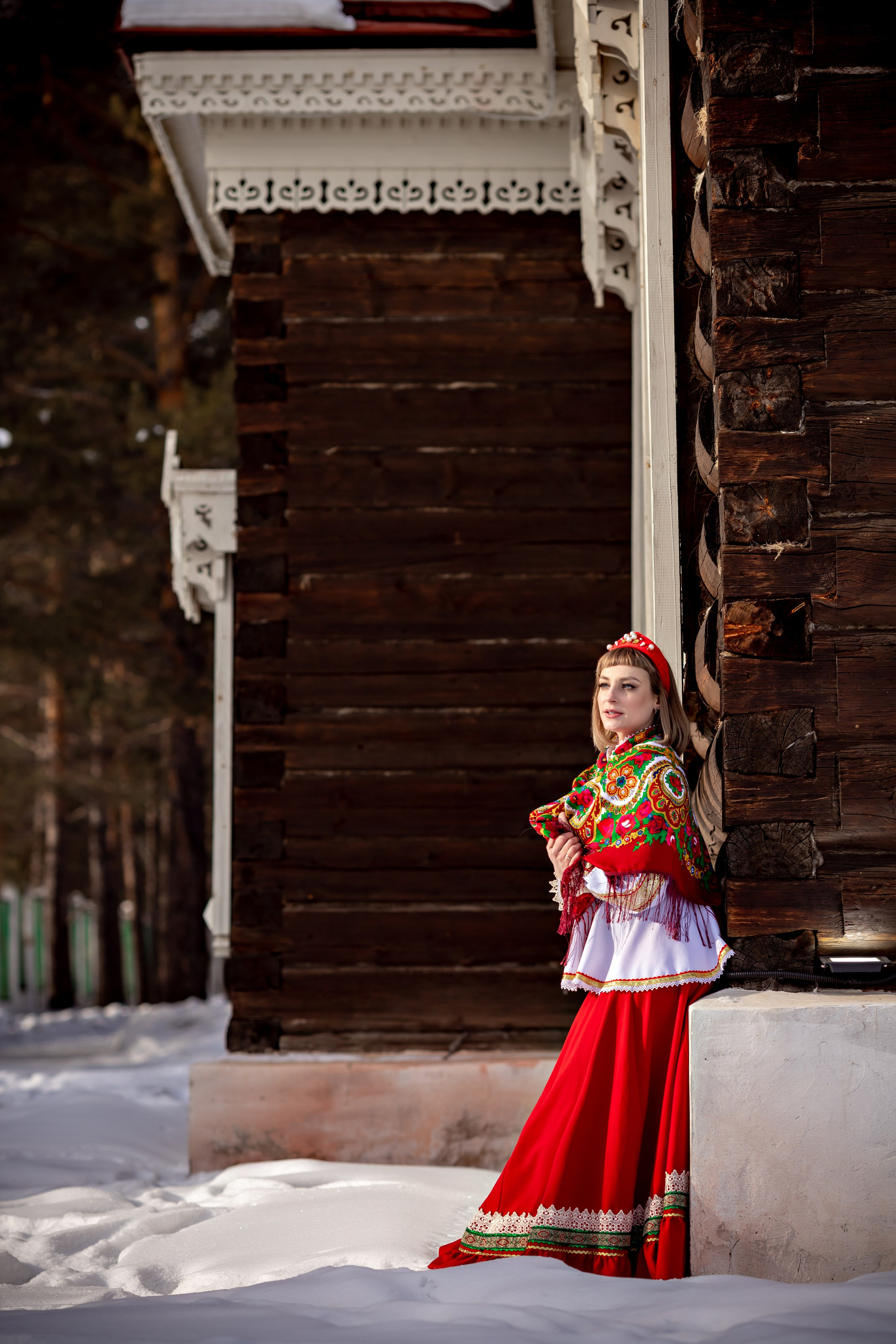 В национальных костюмах. Организую и проведу любые фотосессии в солнечной Бурятии, в Улан-Удэ!