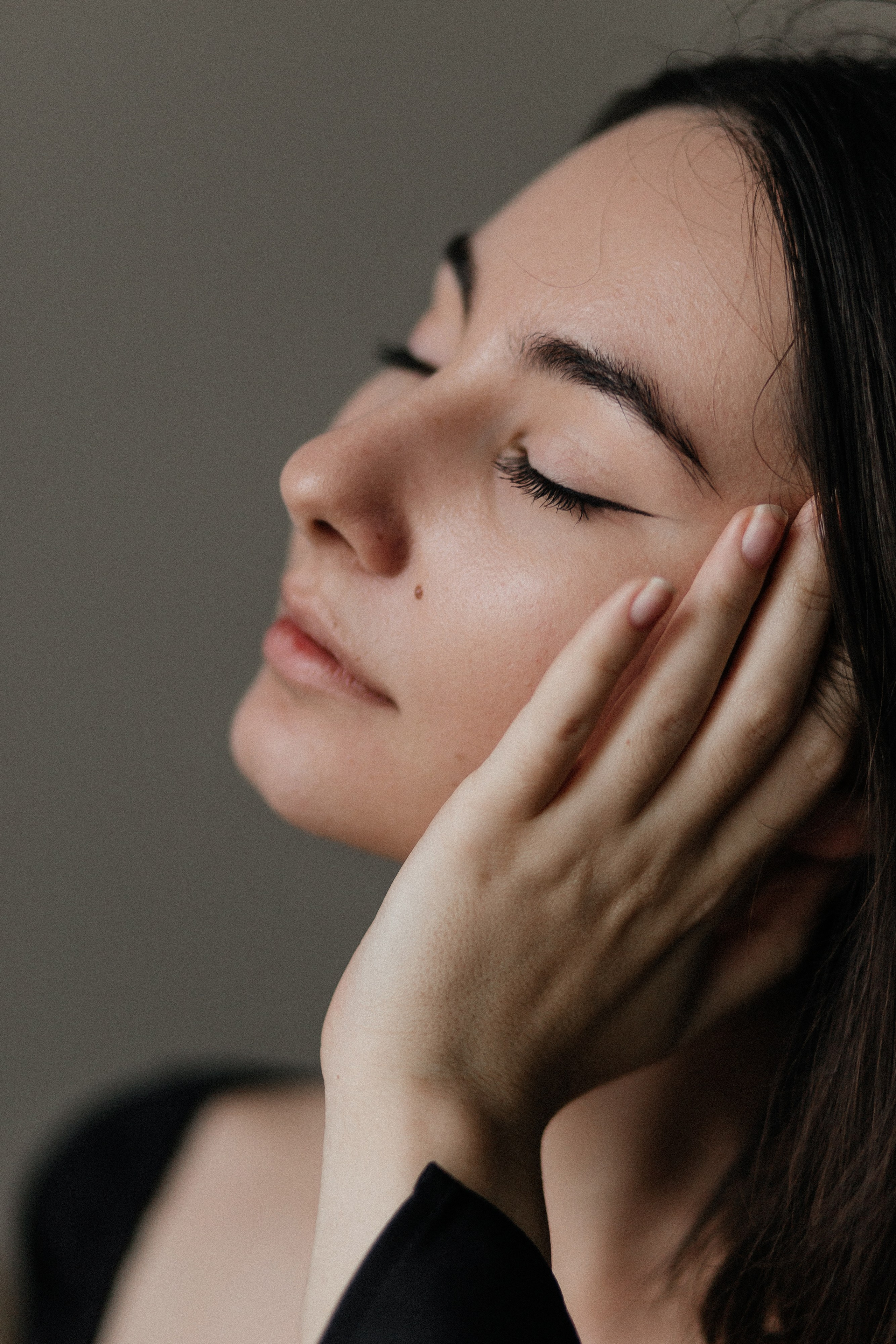 Девушка в черном платье — Лана. Свадебный фотограф в Нижнем Новгороде Генеральская Ира