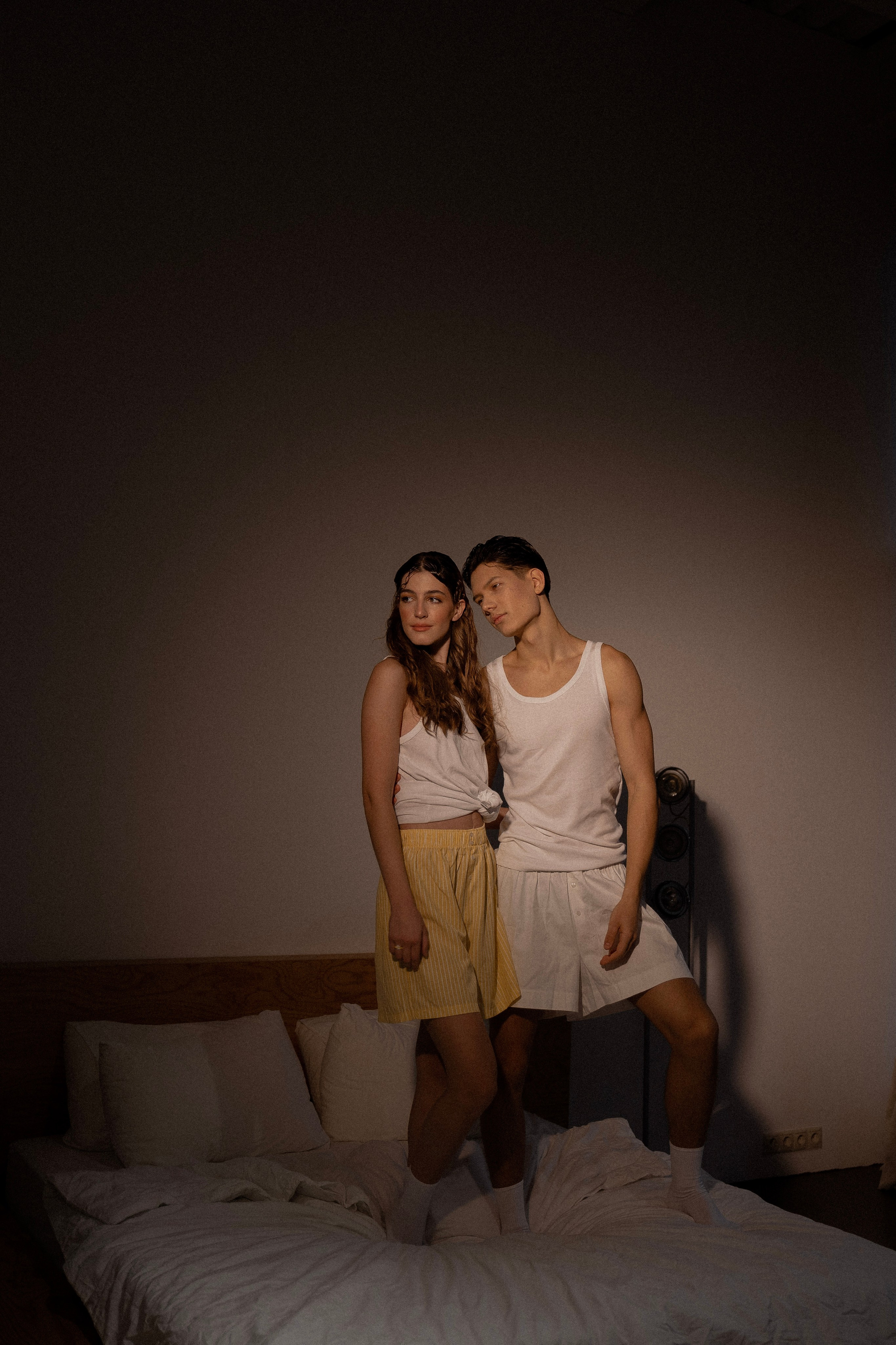 YELLOW. Кто мы?