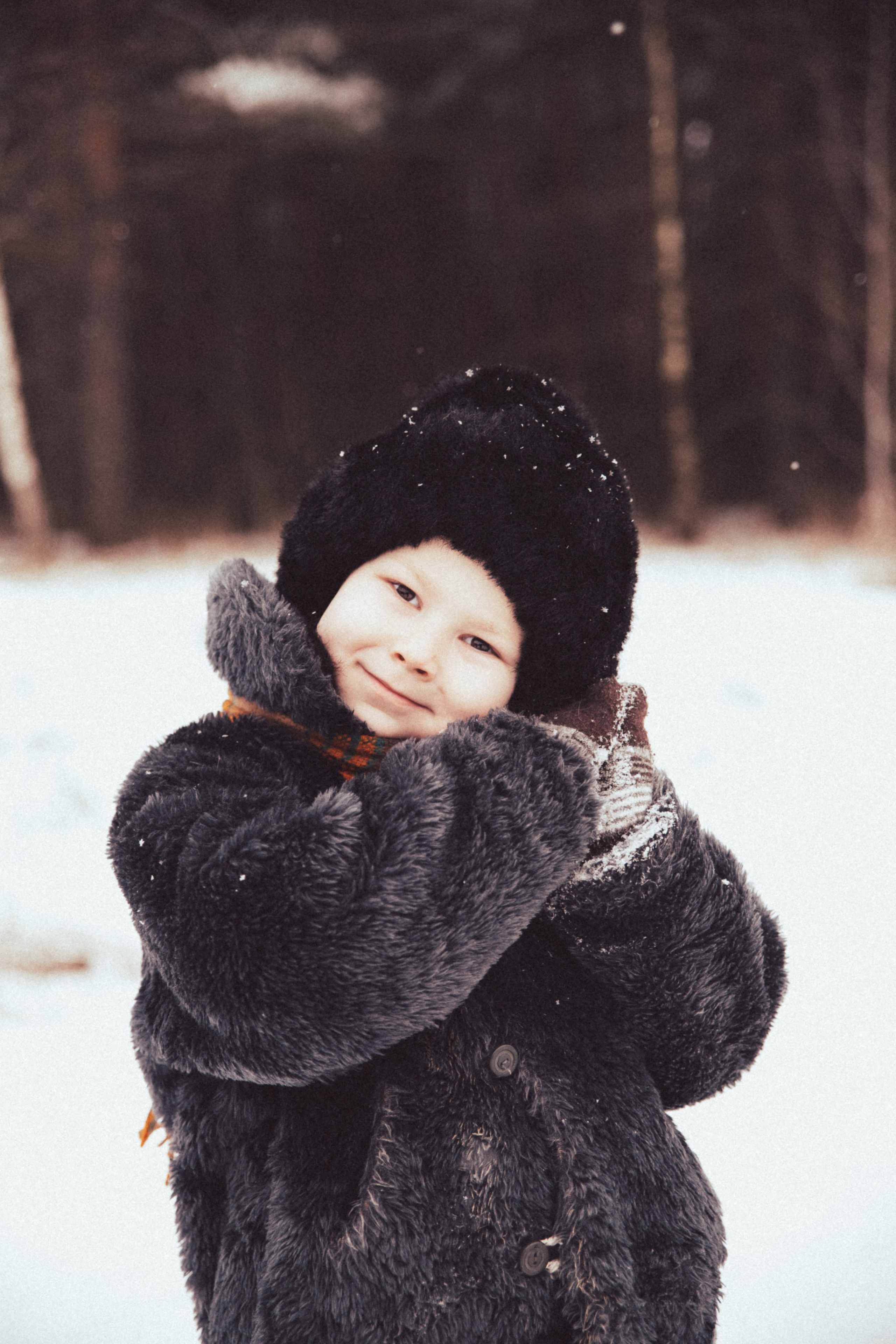 Прогулка в родительской шубке. Елена Котлярова фотограф г. Сергиев Посад