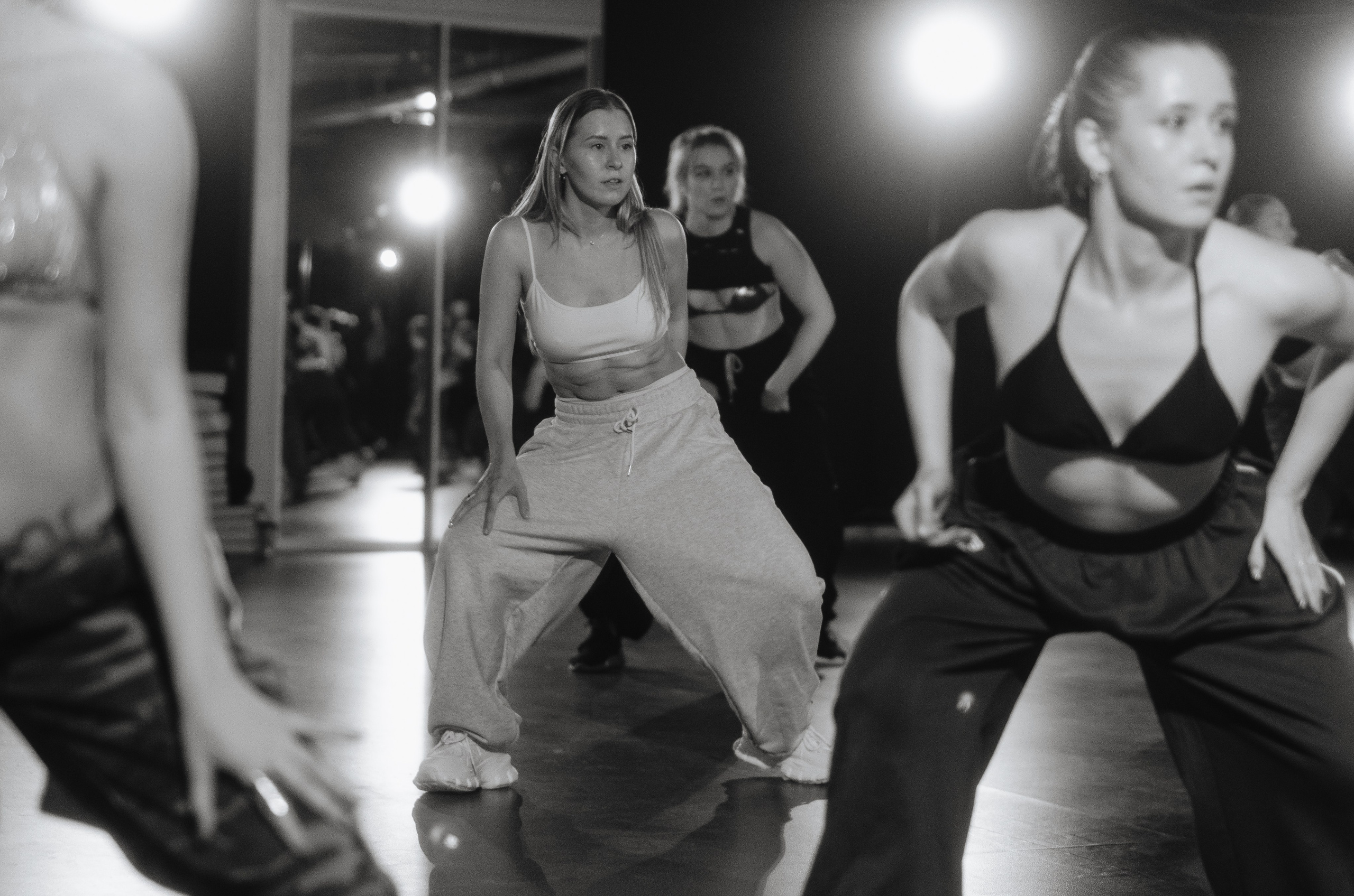 Мастер-классы по High Heels/Girly hip-hop от Оксаны ATTA. Денисова Аля — фотограф для парных съемок и индивидуальных историй в Барнауле