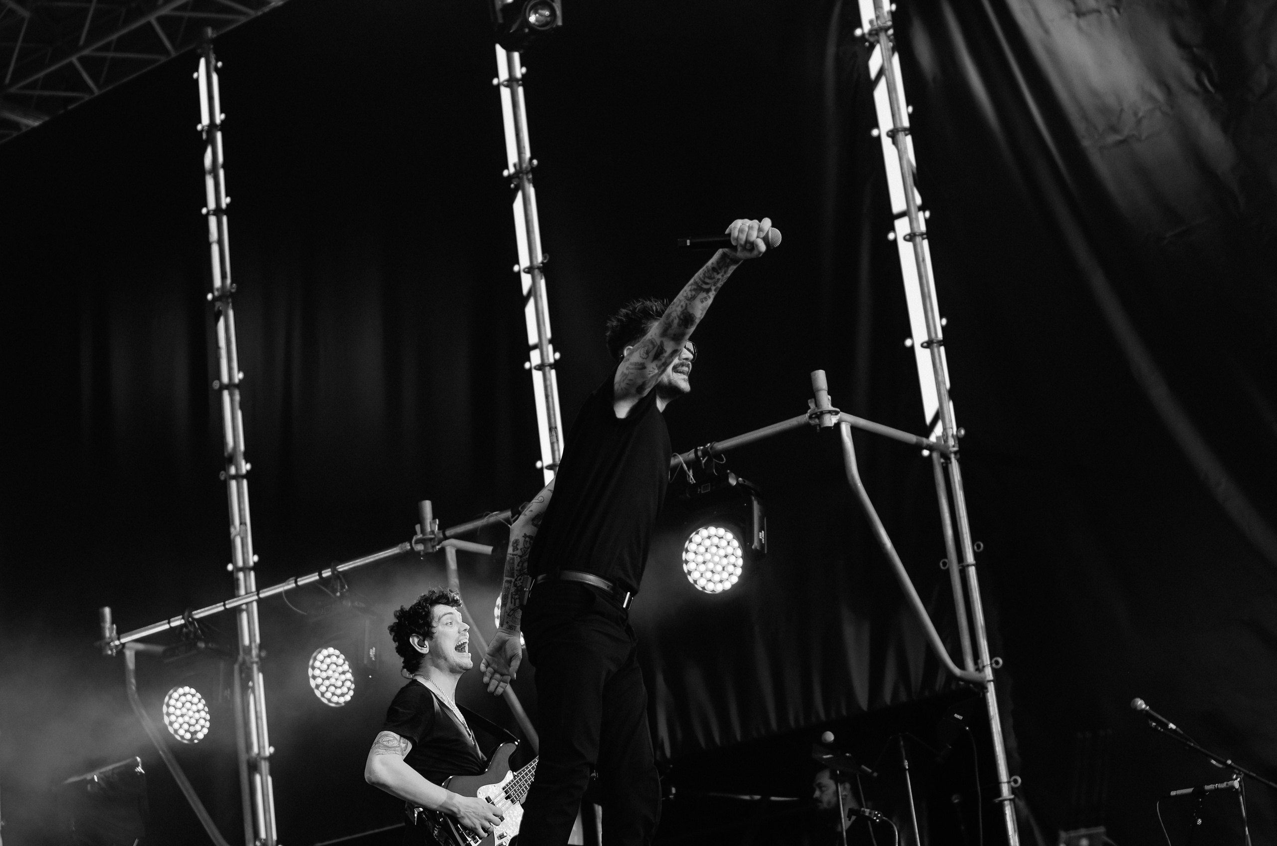 Концерт The Hatters на фестивале «Грань» в Барнауле. Денисова Аля — фотограф для парных съемок и индивидуальных историй в Барнауле