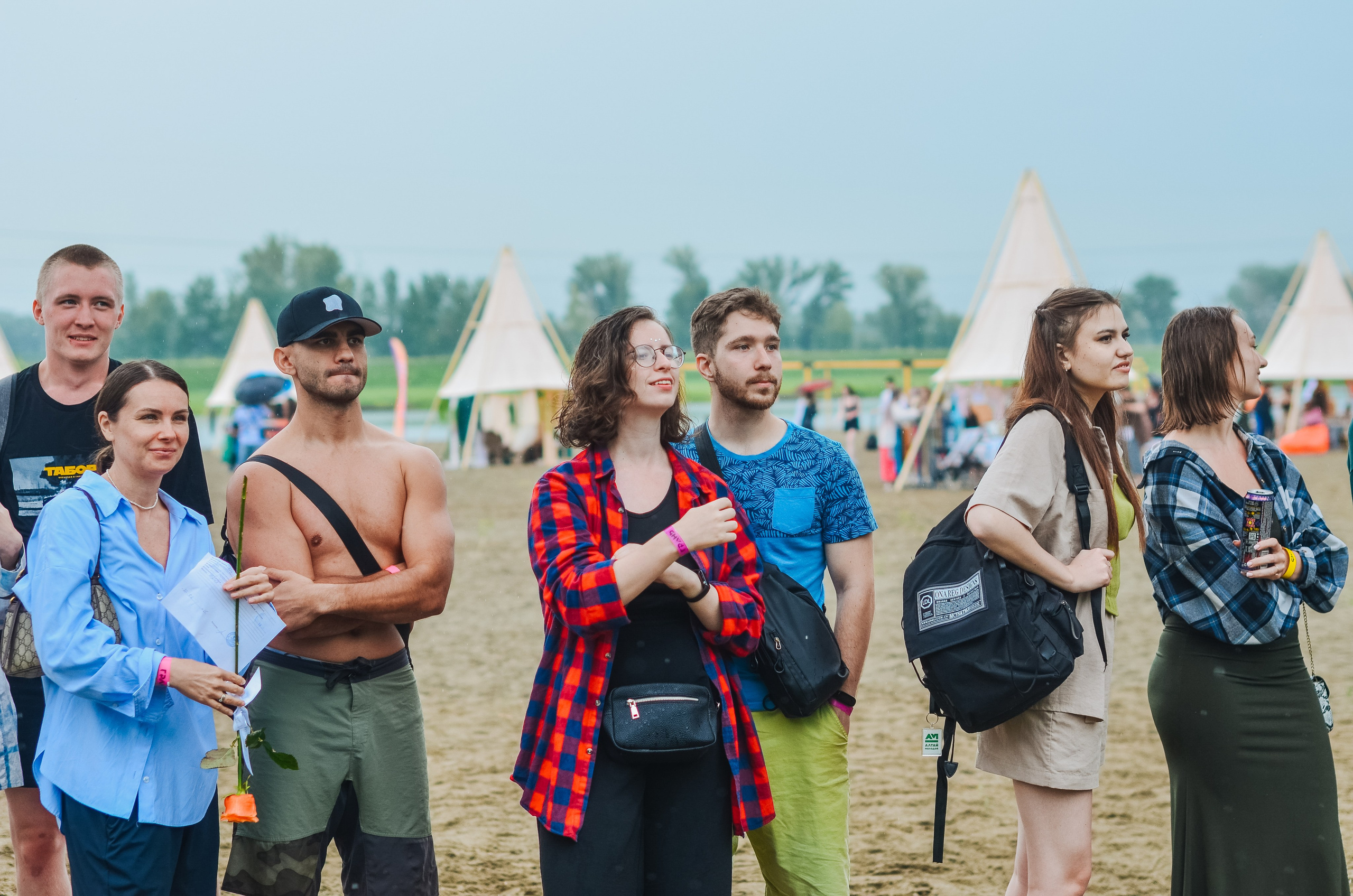 Фестиваль «Грань» 2025. Спортивная площадка. Денисова Аля — фотограф для парных съемок и индивидуальных историй в Барнауле