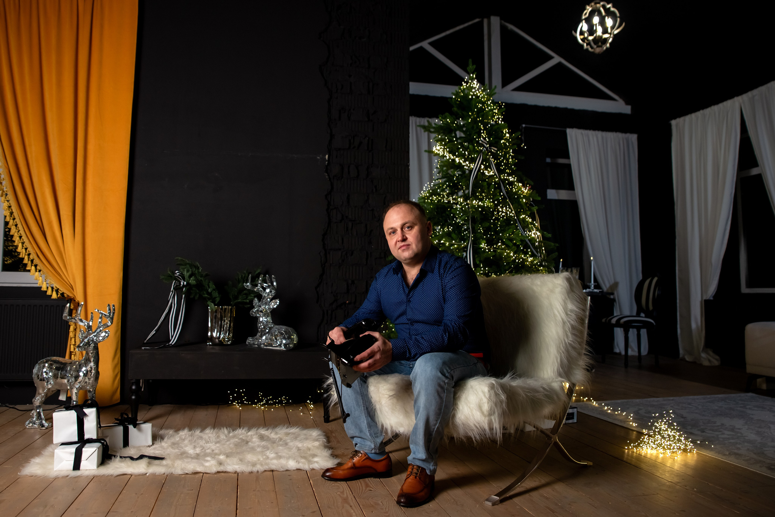 Новогодняя студийная. Фотограф Крещение Венчание Москва