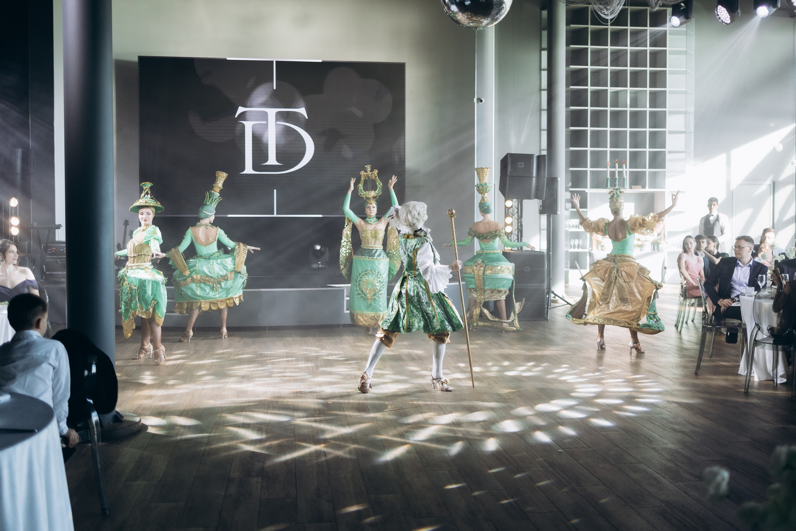 Таня и Дима. Фотограф Артем Бросов в Санкт-Петербурге и Дубае