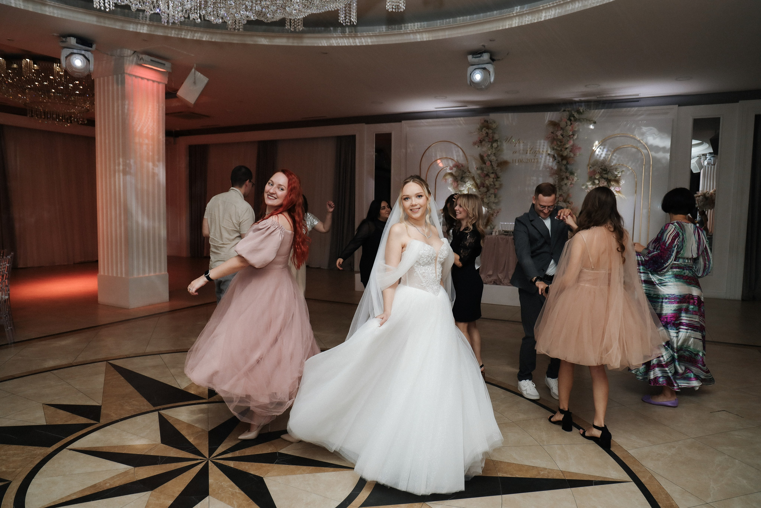 М. + И. Таганский ЗАГС + Речной вокзал и банкет. Семейный и lovestory фотограф в Москве Светлана Коняхина