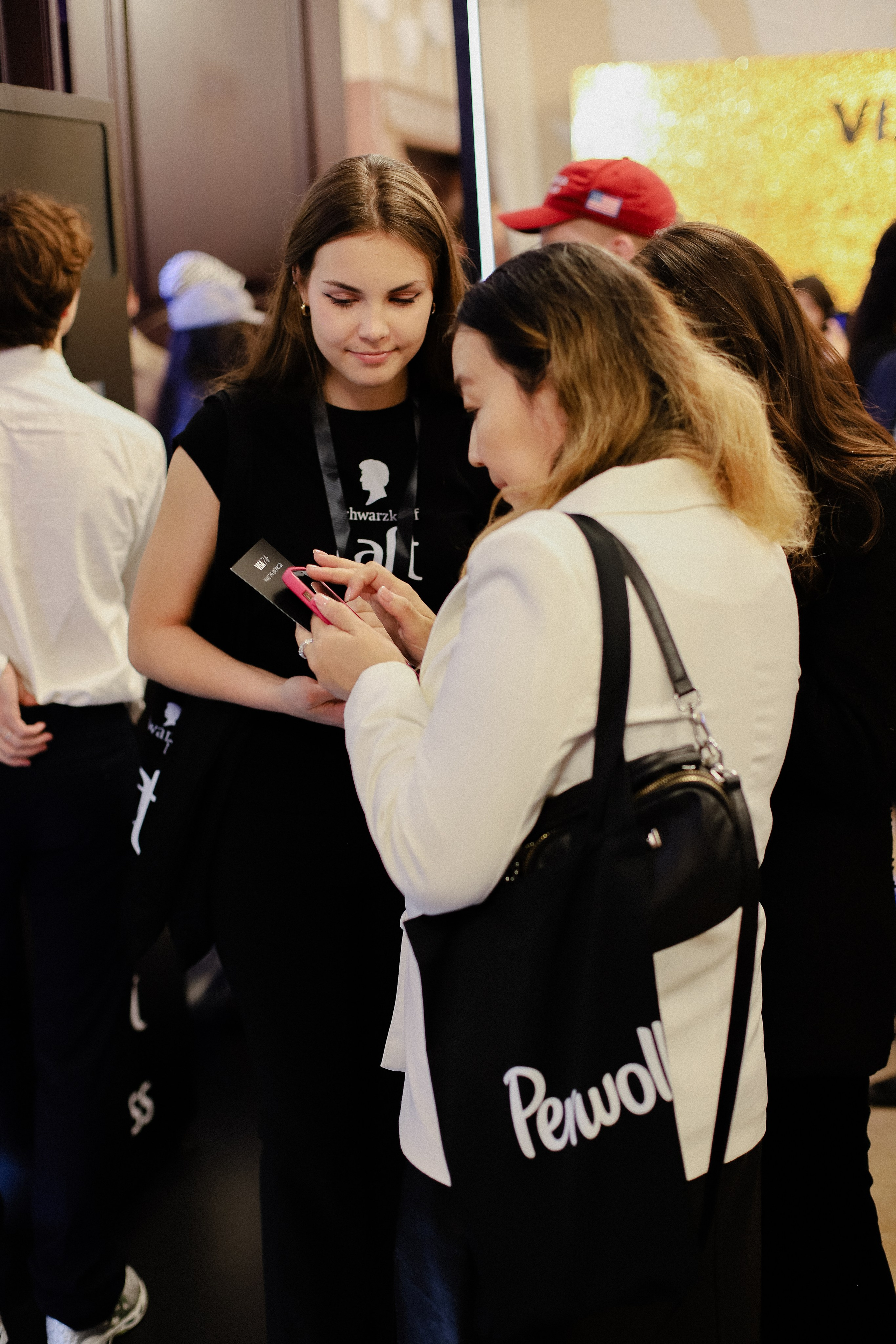 16.10 FWA зона Schwarzkopf и Perwoll. Фотограф в Алматы и Москве Даша Пушкина