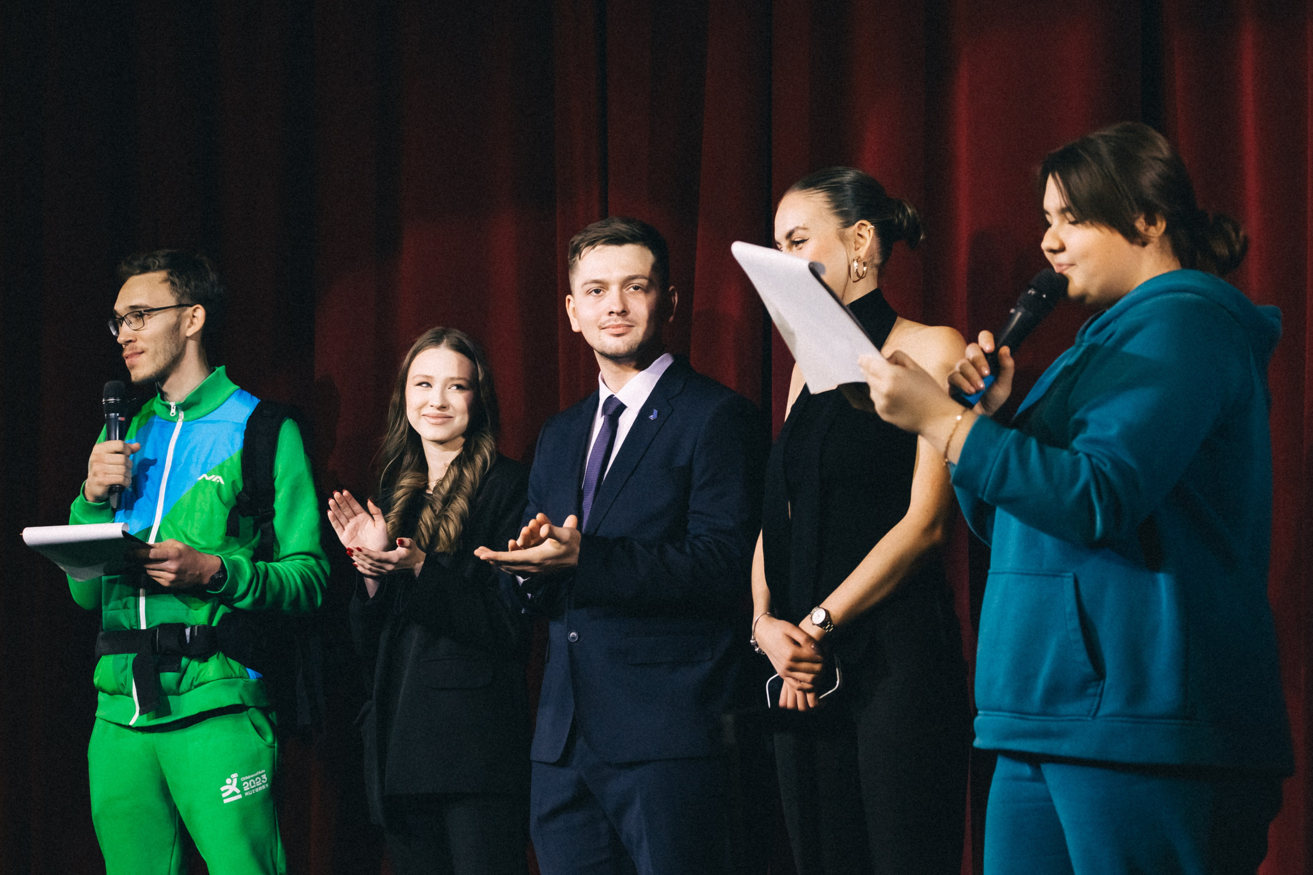 Первый снег — ИФИЯМ «Снежный ком». Фотограф Кемерово | Сергей