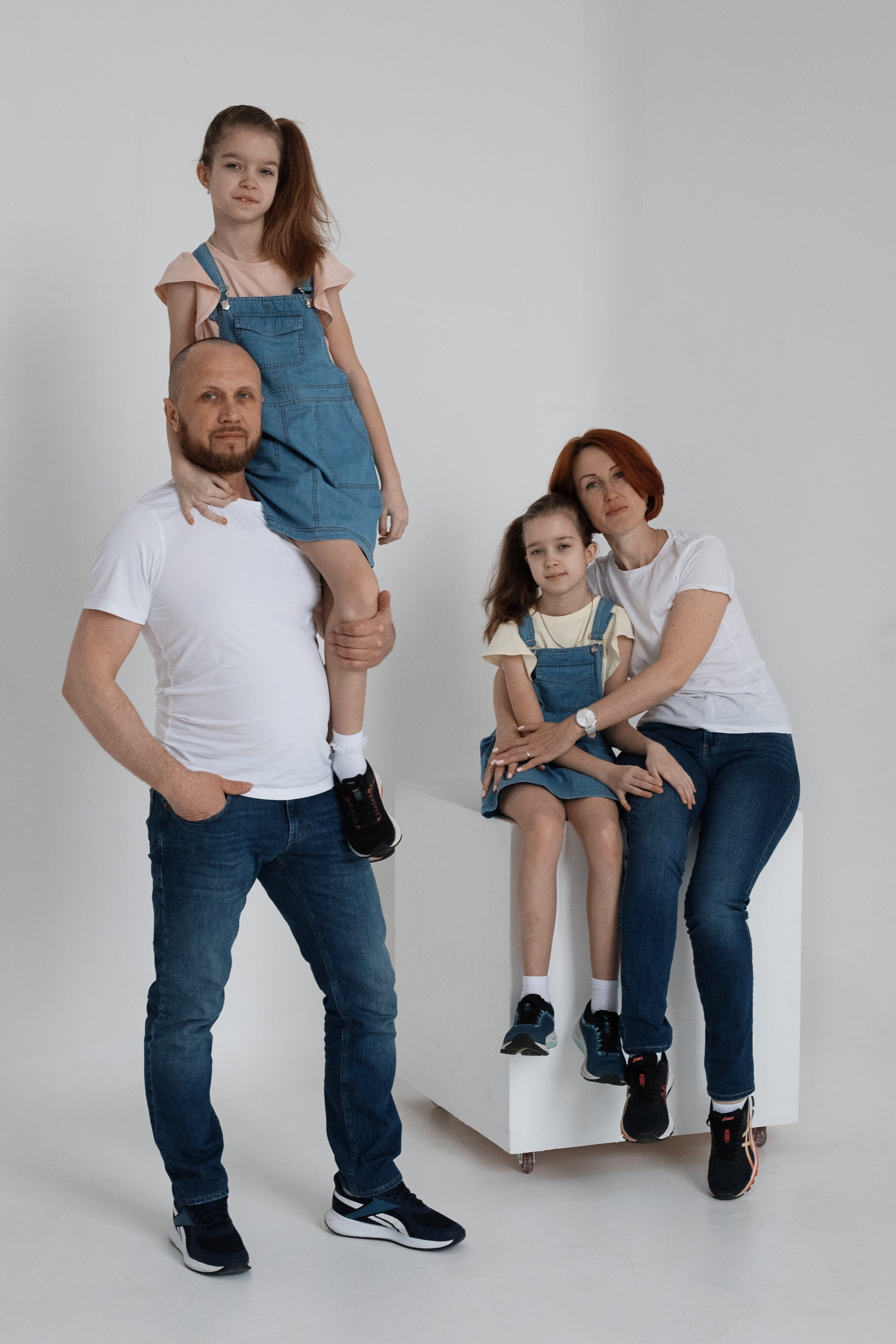 Семейная в студии. Фотограф Воронеж, Новая Усмань Мария Бублик