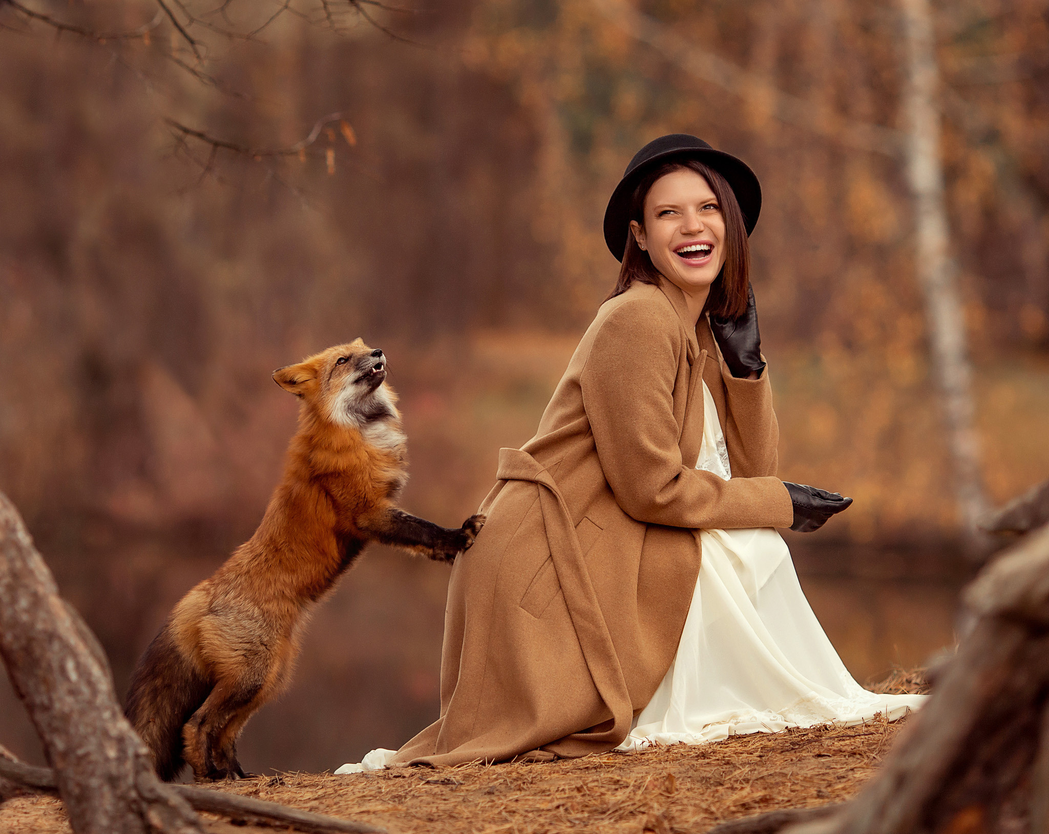 Татьяна с лисом Твиксом. Детский и семейный фотограф с животными в Москве Гурьева Надежда
