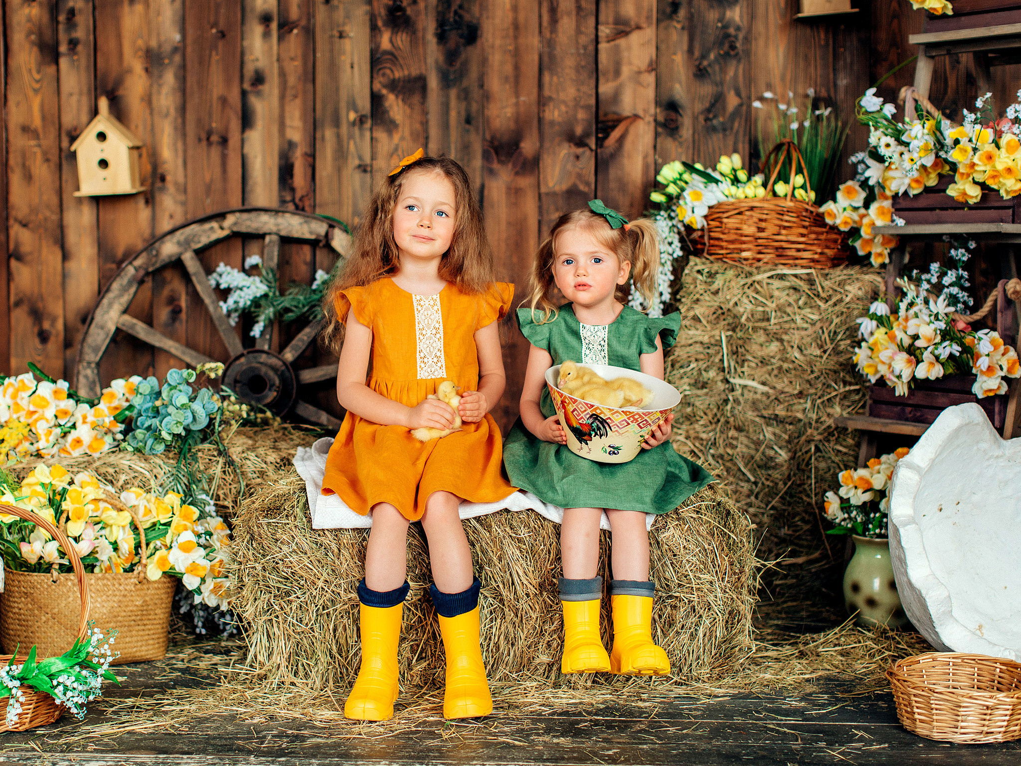 Весенняя фотосессия с утятами и овечкой. Детский и семейный фотограф с животными в Москве Гурьева Надежда