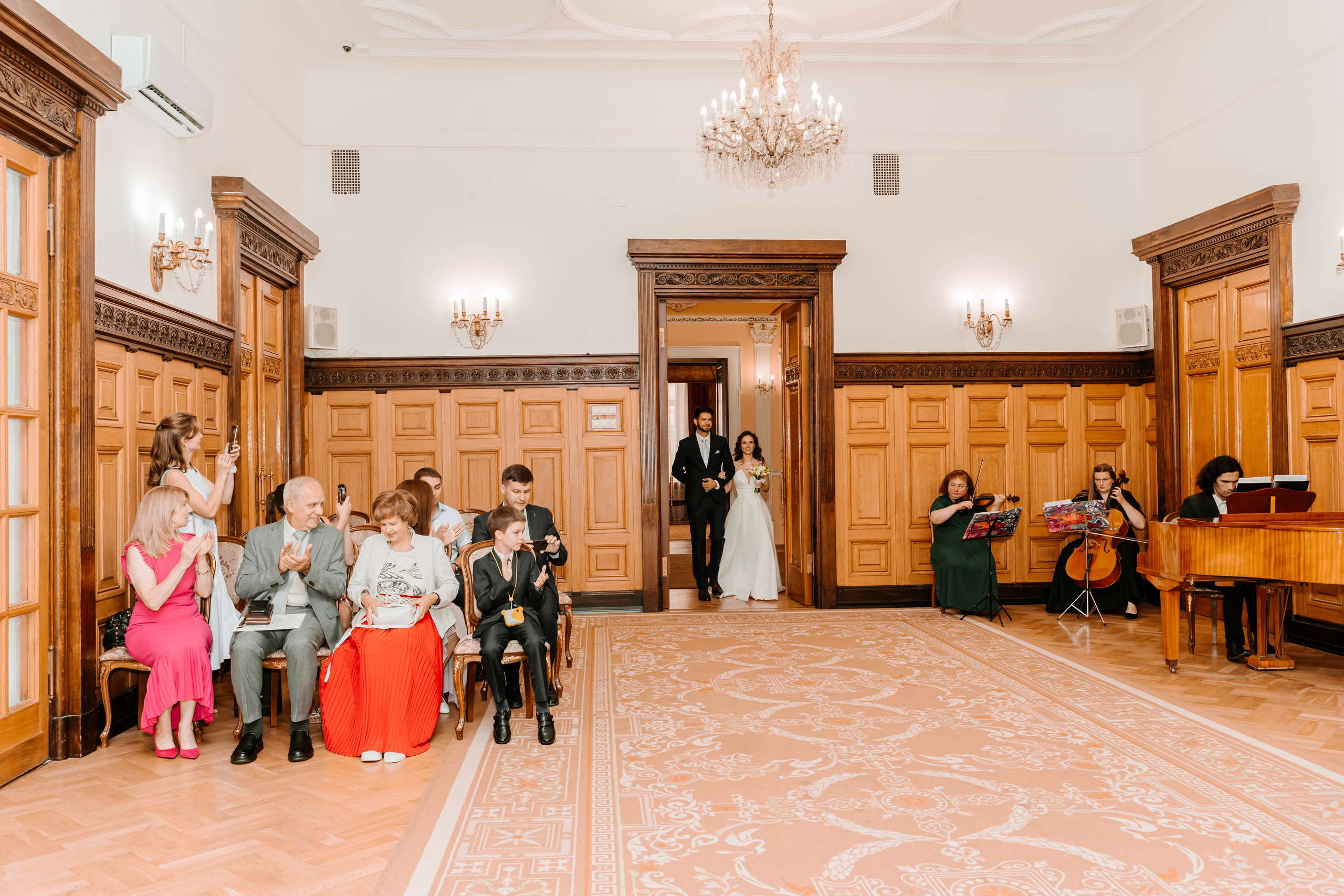 Олег и Ксения. Фотограф Елизавета Савина