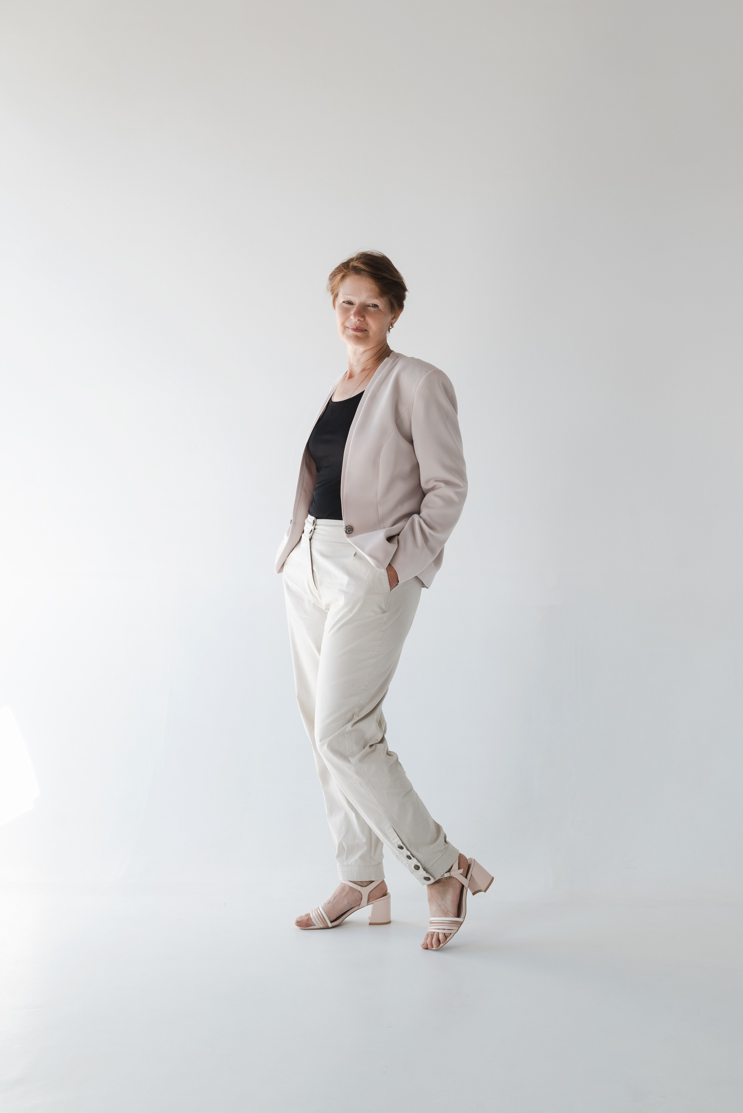 Семейная фотосессия минимализм. Фотограф в Воронеже. Портреты, контент, семейные сьемки