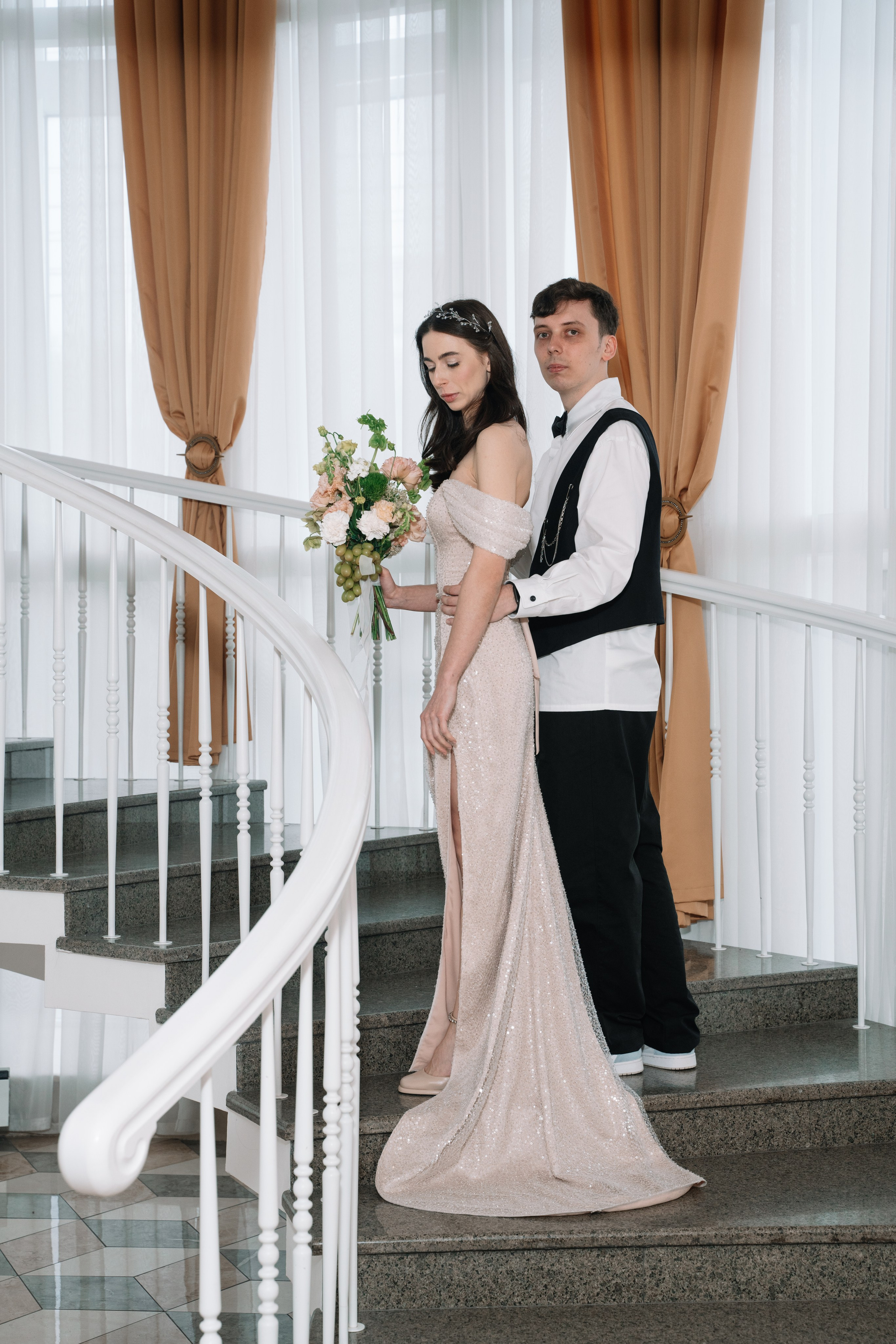 Свадебное портфолио. Дипломированный фотограф в Новосибирске. Фотографирую свадьбы, репортажи, индивидуальные фотосессии, lovestory(семейные)