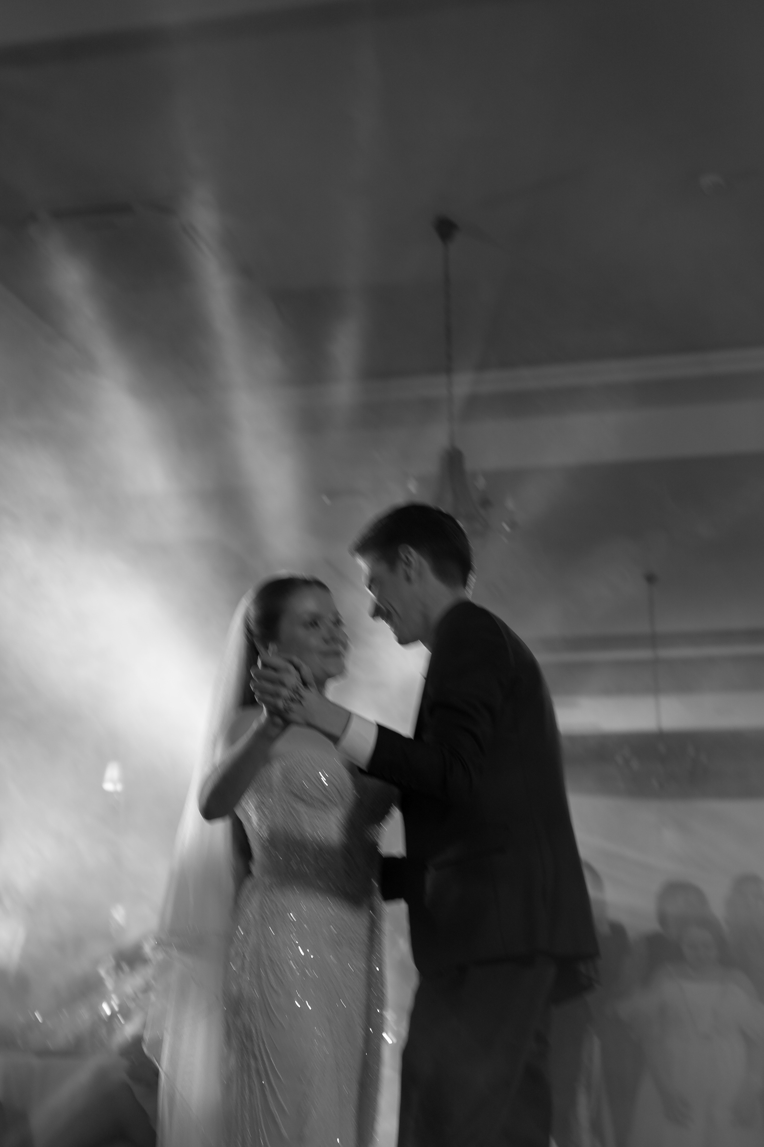 СВАДЕБНАЯ СЬЕМКА СБОРОВ В ОТЕЛЕ И ВЫЕЗД НА ЦЕРЕМОНИЮ (СНЯТО В СИБИРЕ В НИЖНЕВАРТОВСКЕ). Профессиональный фотограф, Санкт-Петербург — Виктория Богомолова