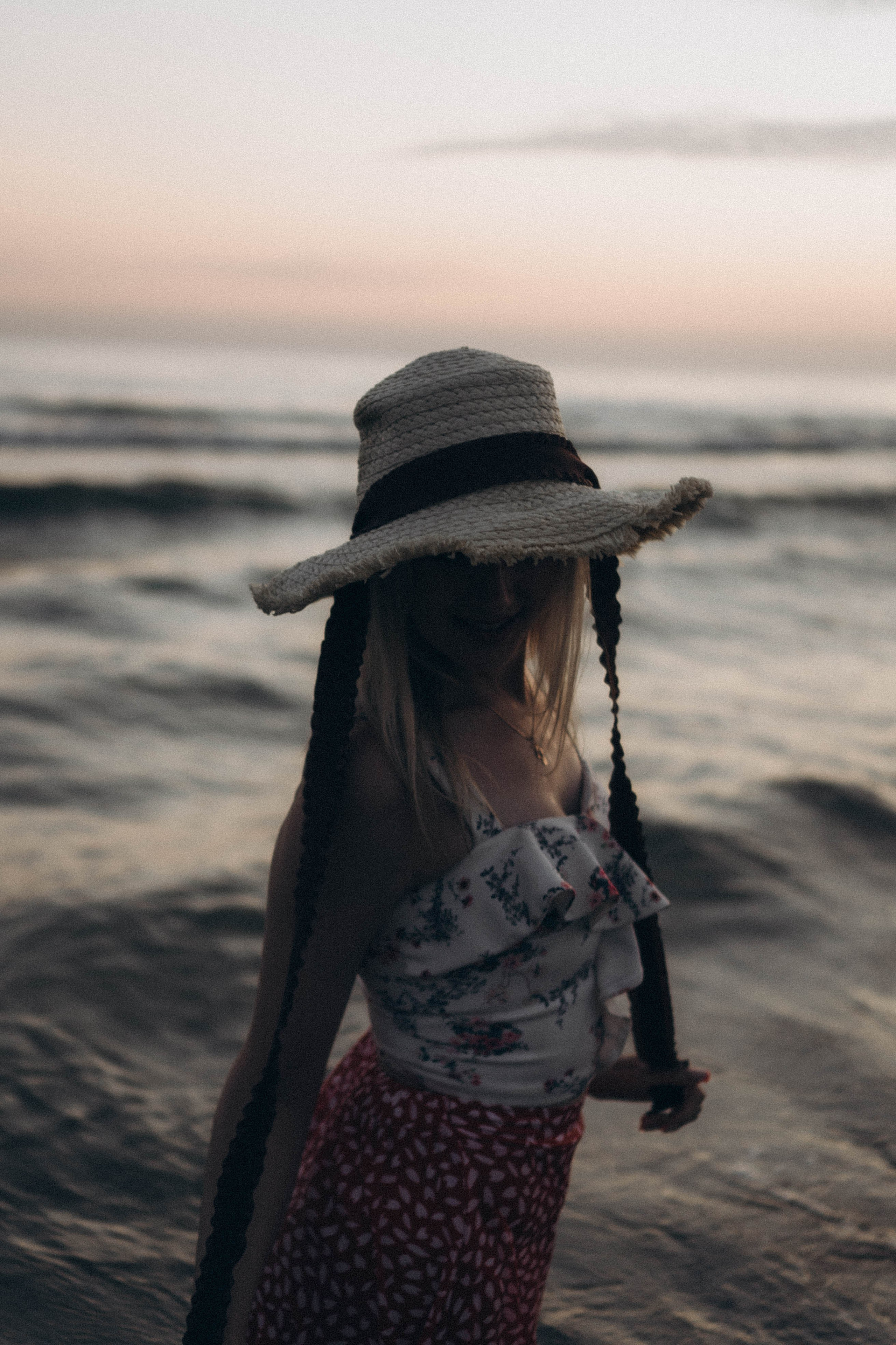 Июльский вечер на берегу черного моря. Профессиональный фотограф, Санкт-Петербург — Виктория Богомолова