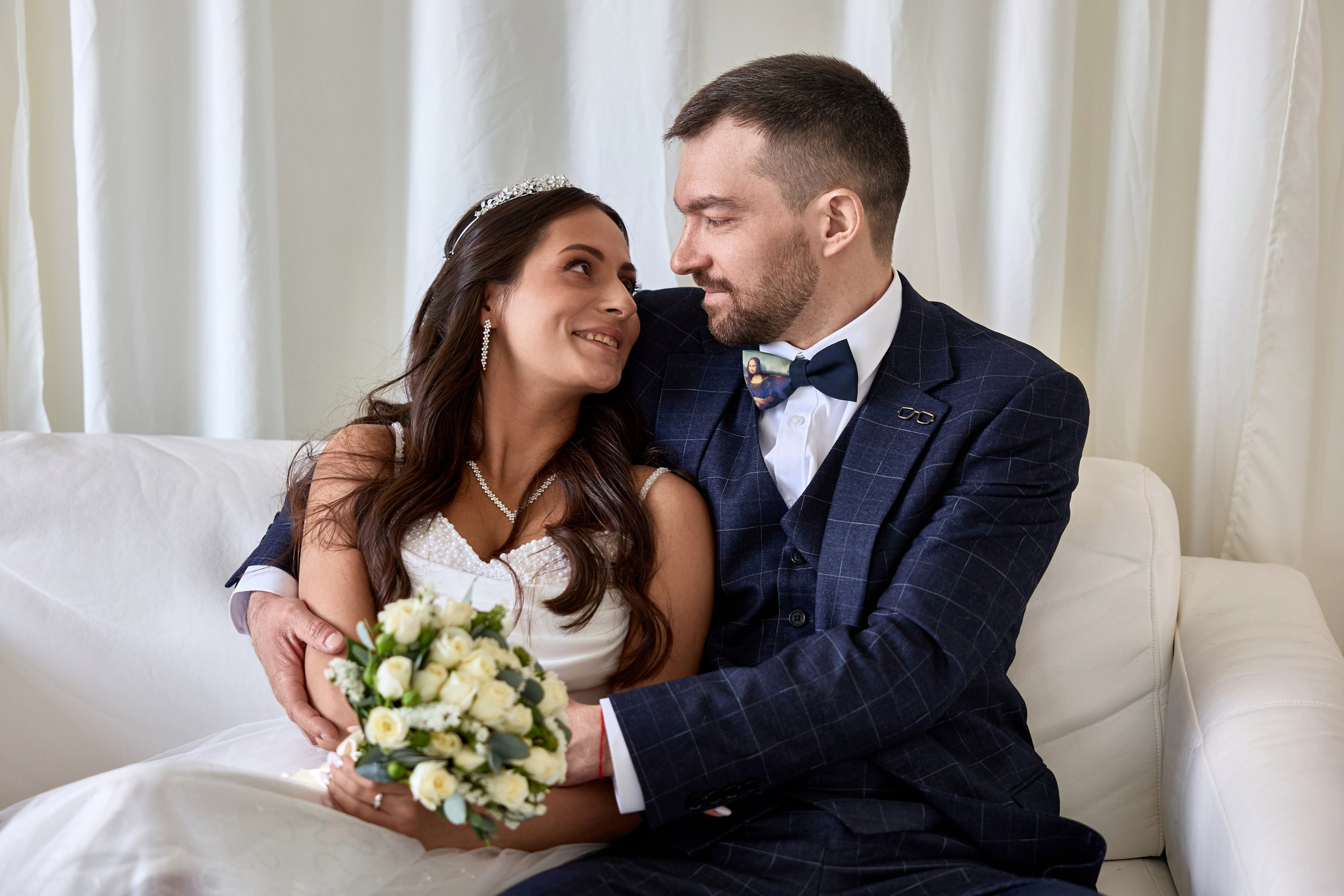 Свадебная фотосессия в Грибоедовской ЗАГСе