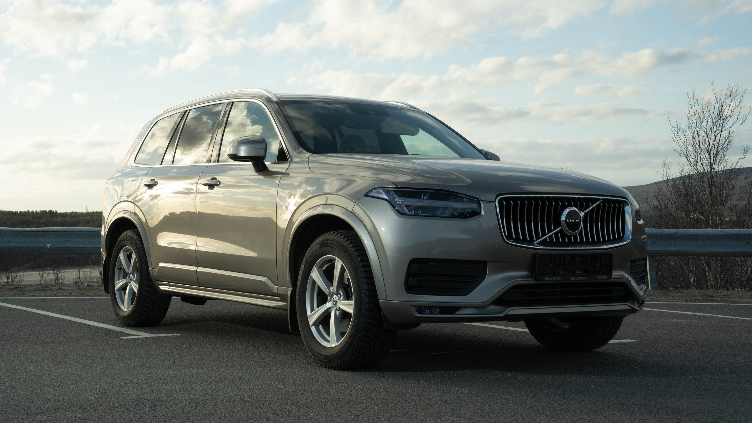 экстерьер автомобиля Volvo