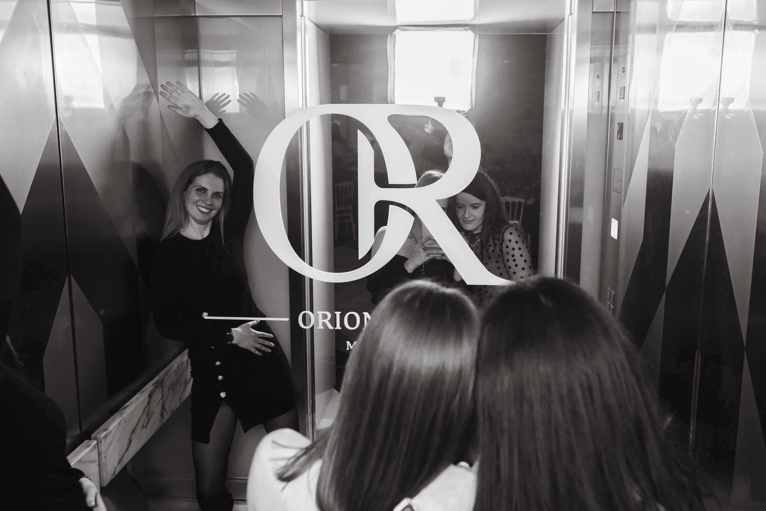 Корпоратив ПолСтраны. Свадебный и портретный фотограф в Королёве Сергей Чихарев