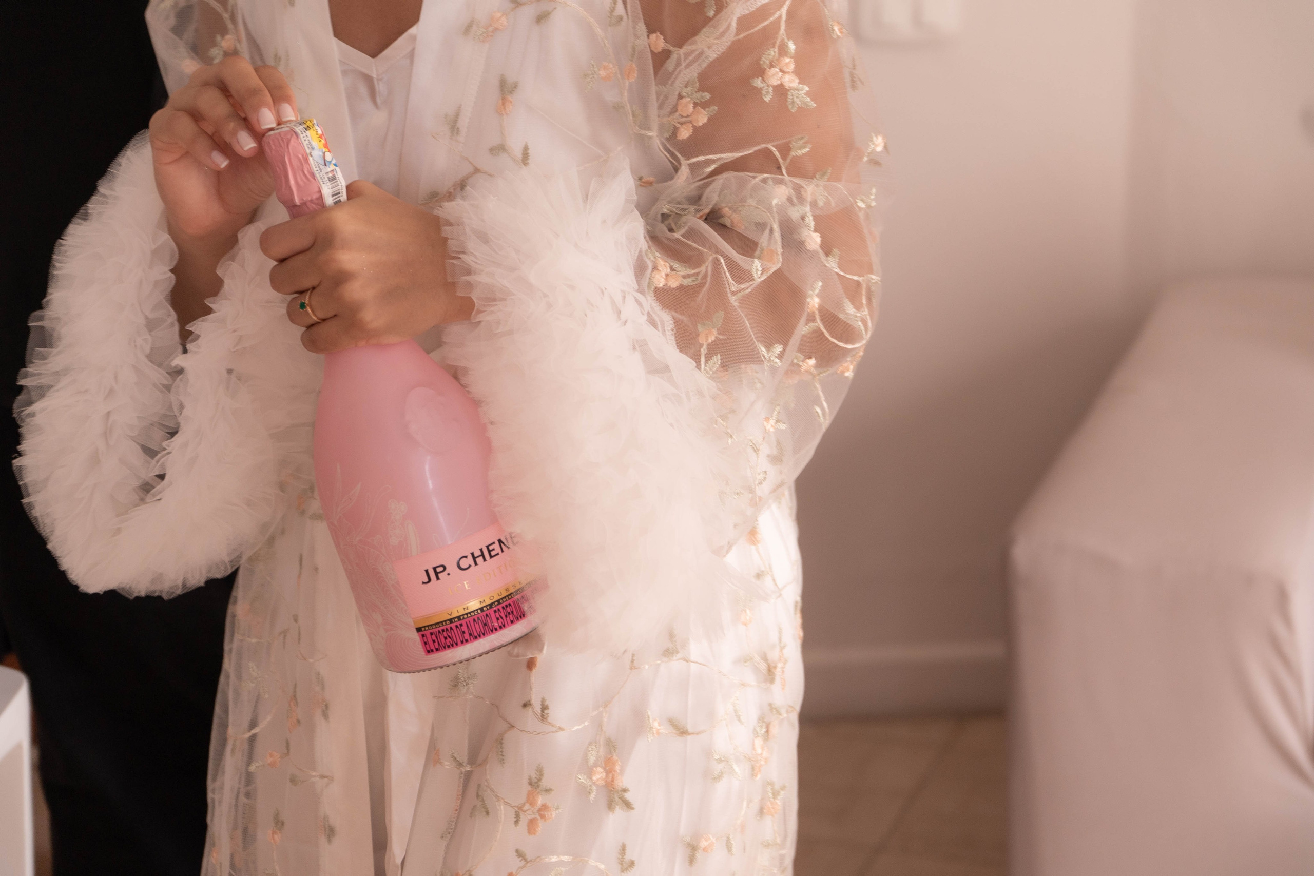 Catalina and Romain. Wedding Photographer in Barcelona and Medellin