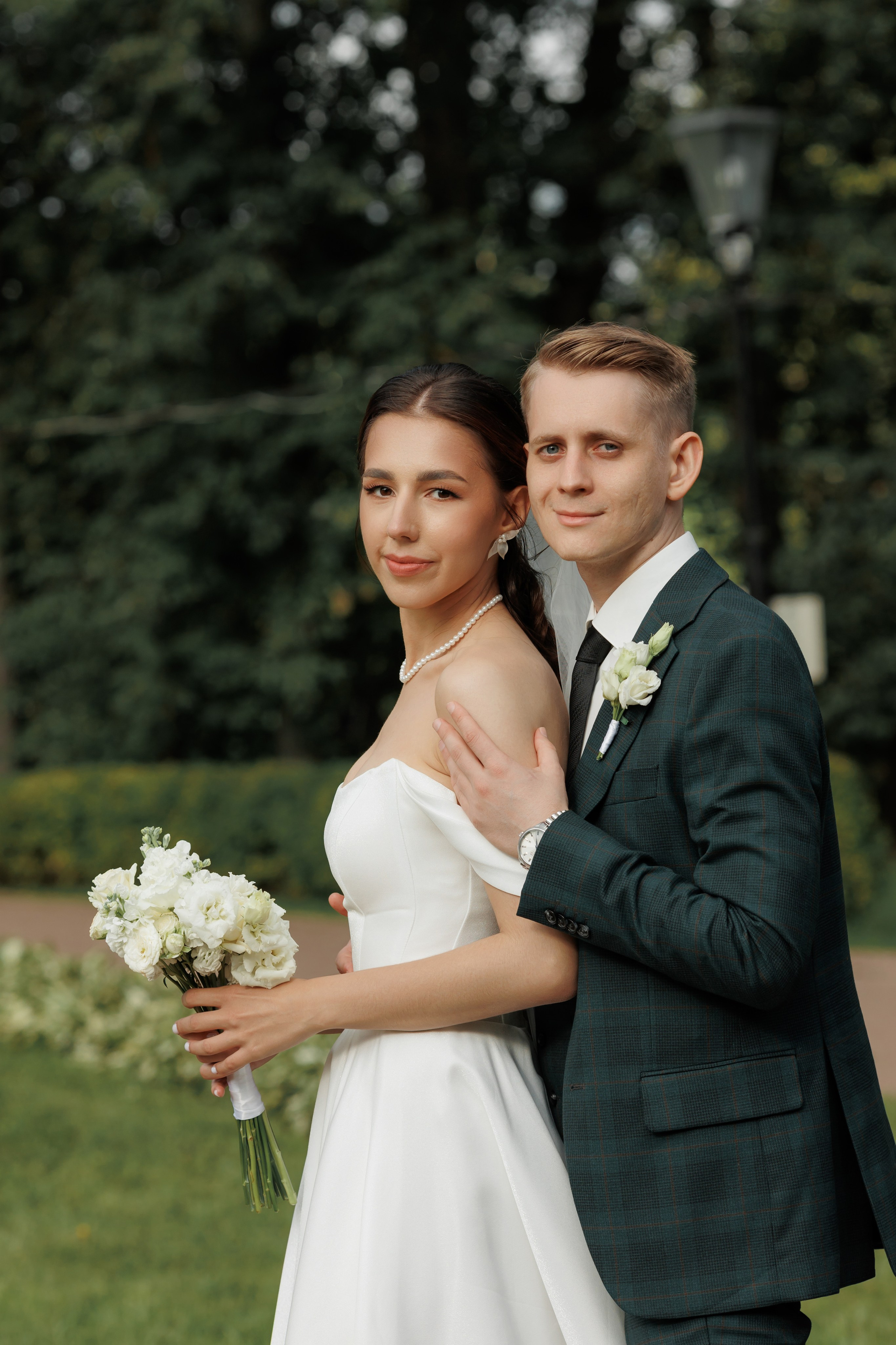 Регистрация в отеле Fish Point, ЗАГС Бутово, прогулка в Остафьево. Свадебный и репортажный фотограф (Москва, Королев и другие)