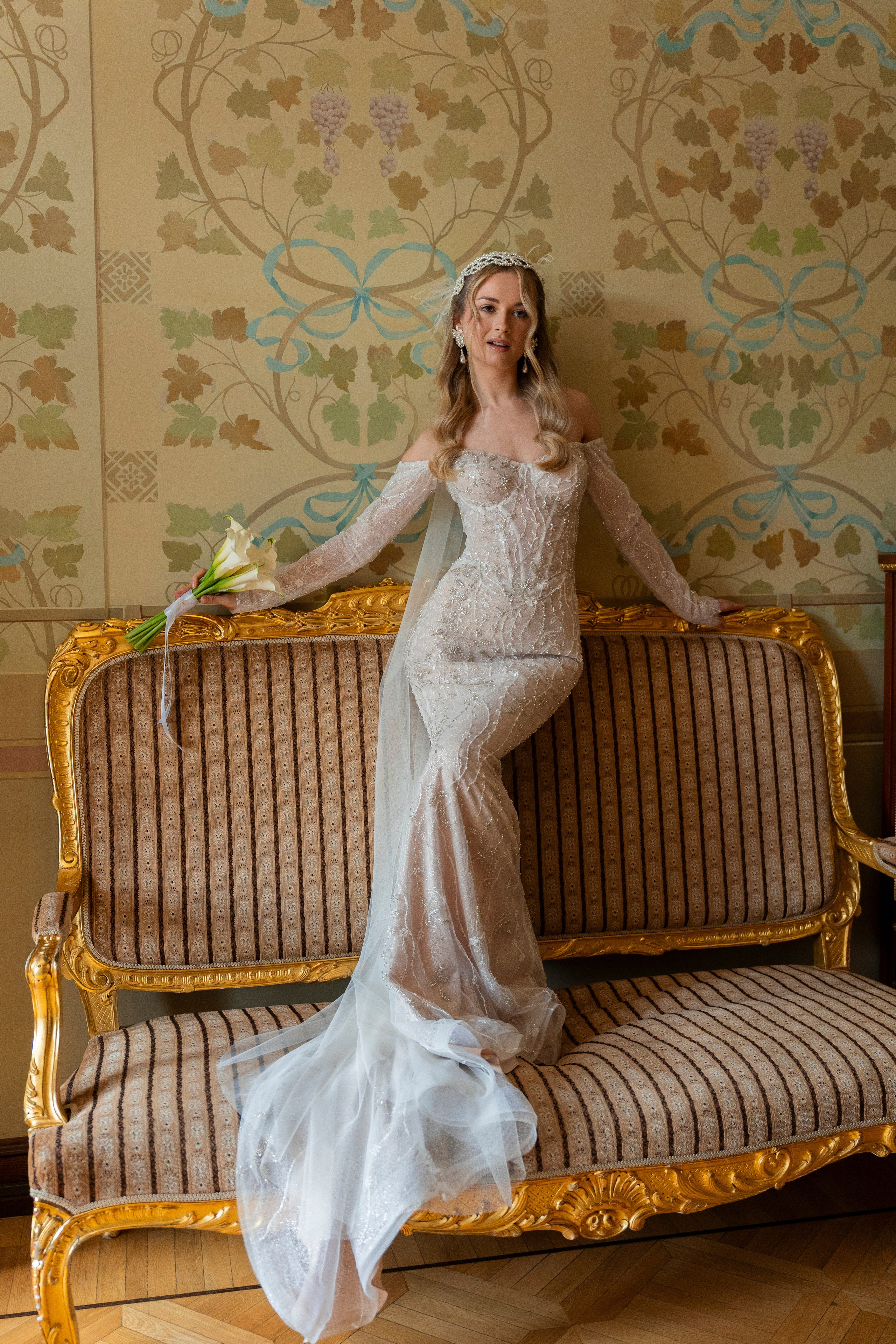 Свадебная фотосессия в отеле Метрополь. Свадебный фотограф в Москве Анна Полушина