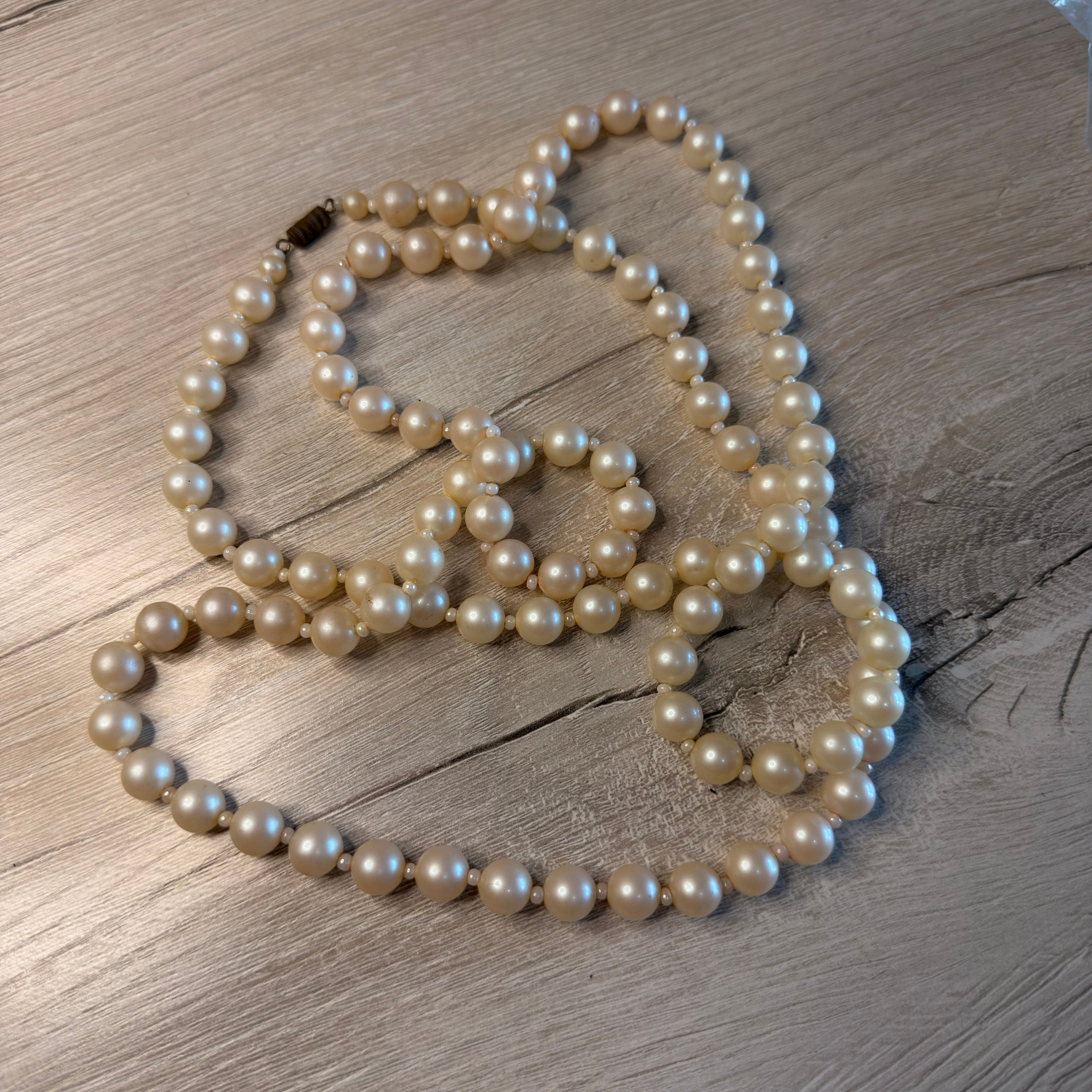 Украшения в аренду. Аренда костюмов, платьев и реквизита для фотосессий на Камчатке