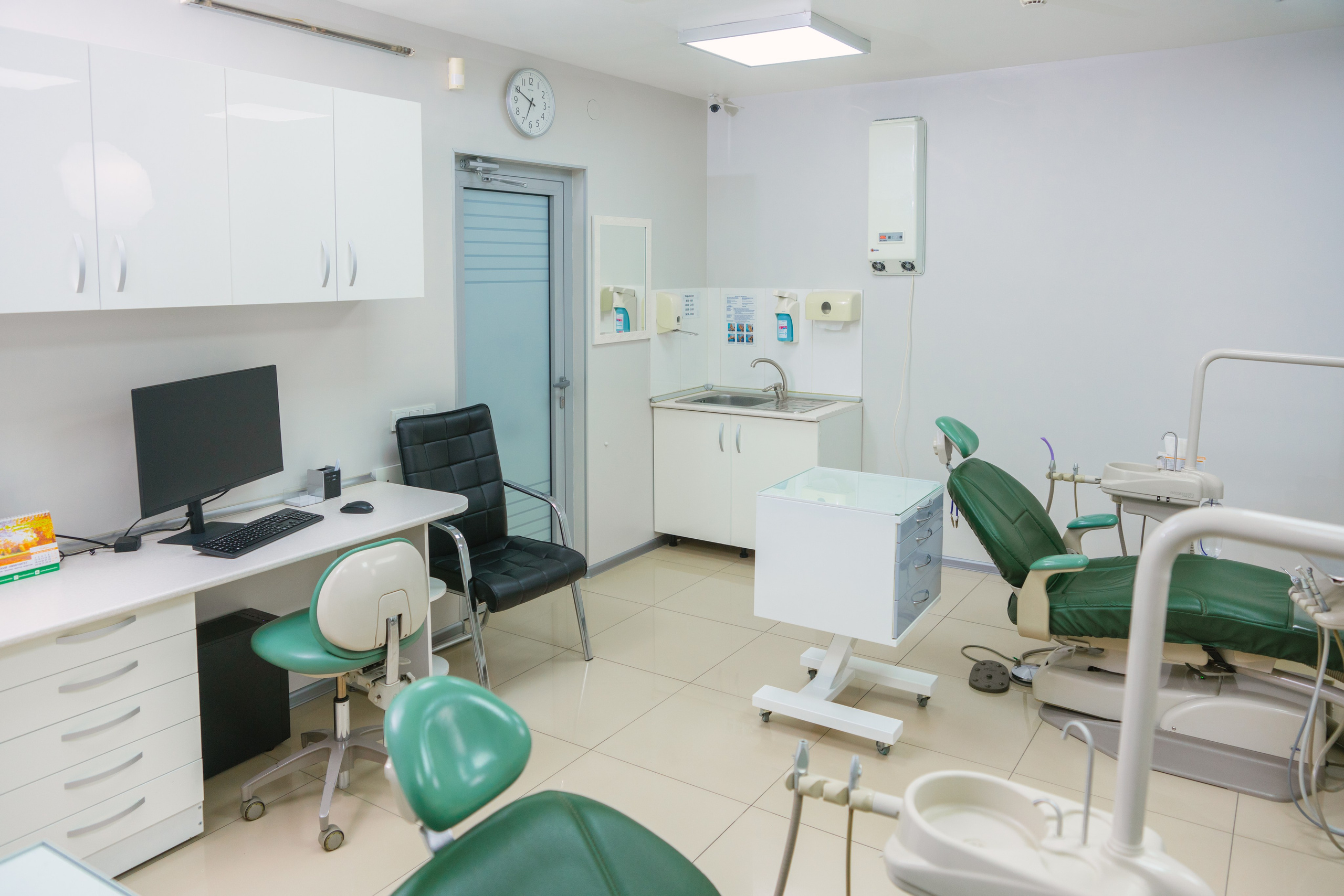 Стоматологическая клиника. Профессиональная съемка в Алматы