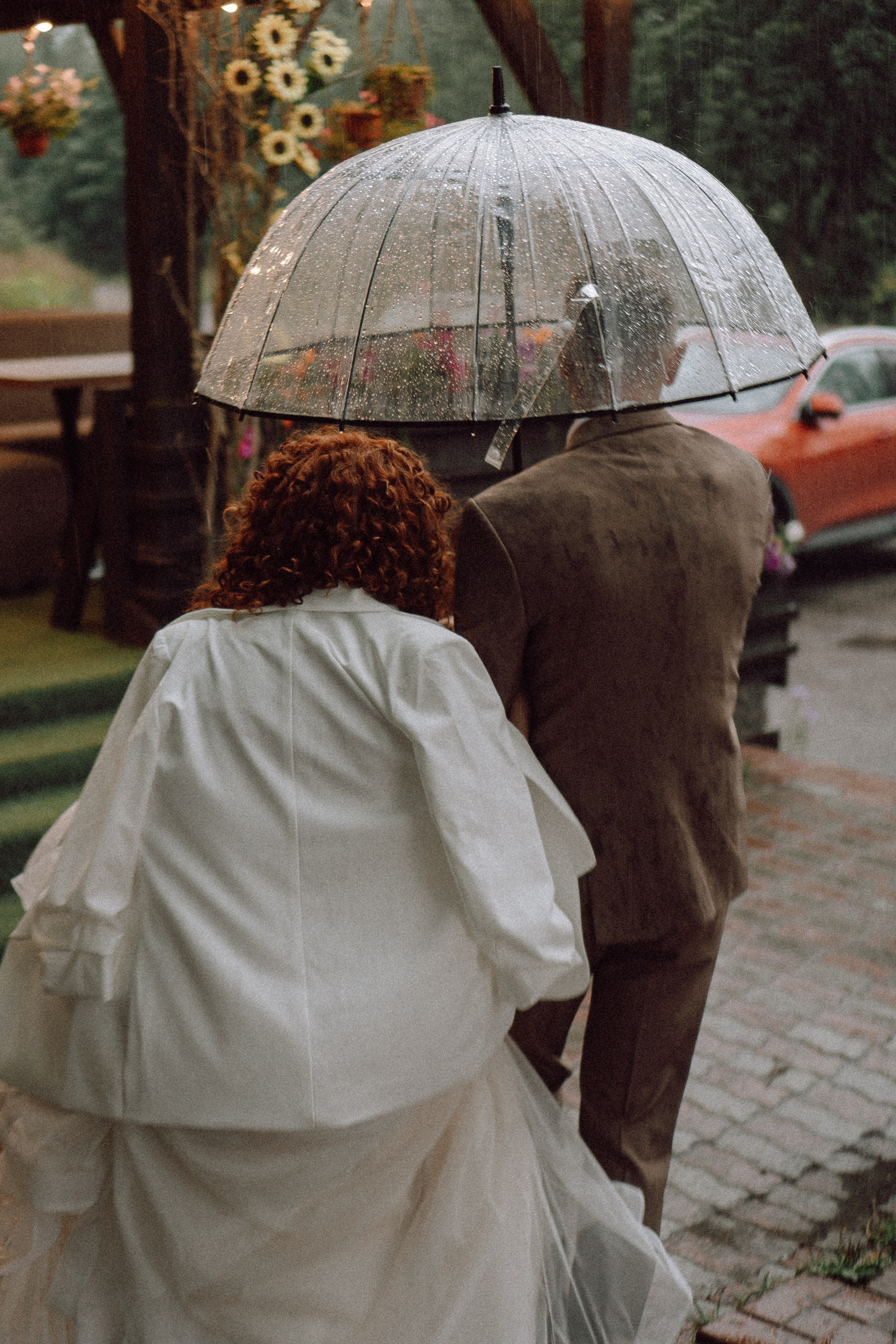 СВАДЕБНАЯ ФОТОСЕССИИЯ ПАРЫ В ГОРОДЕ ПРИОЗЕРСК В СОСНОВОМ ЛЕСУ И С ПИКАПОМ. Профессиональный фотограф, Санкт-Петербург — Виктория Богомолова