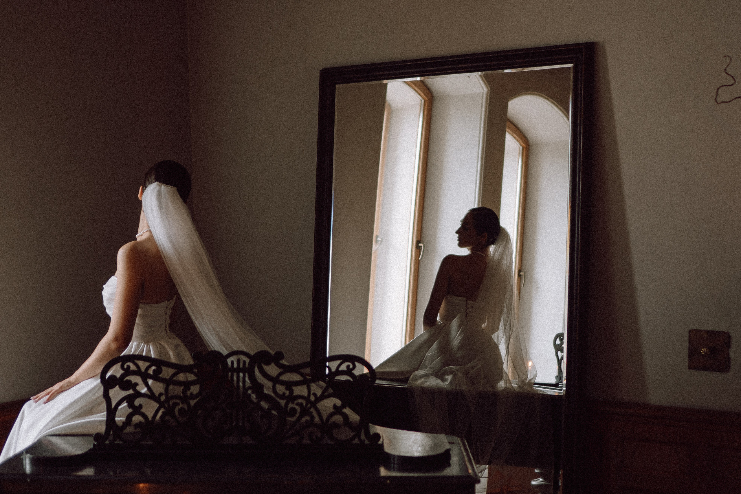 СВАДЕБНАЯ ПРОГУЛКА В САНТК-ПЕТЕРБУРГЕ (ИСАКИЕВСКИЙ СОБОР, ЗИМНЯЯ КАНАВКА, ЭРМИТАЖ И БОЛЬШАЯ МОРСКАЯ УЛИЦА). Профессиональный фотограф, Санкт-Петербург — Виктория Богомолова