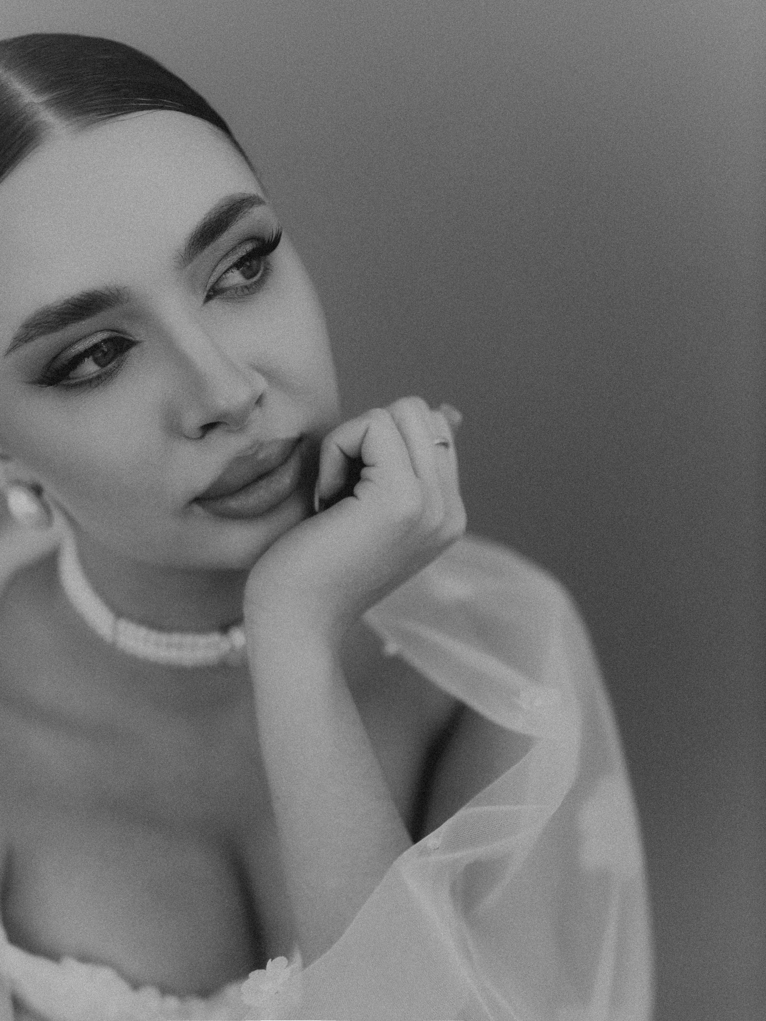 Мария в ArtModa (вариант утра невесты). Свадебные фотографы в Гомеле и Минске Сергей и Анастасия Фещенок