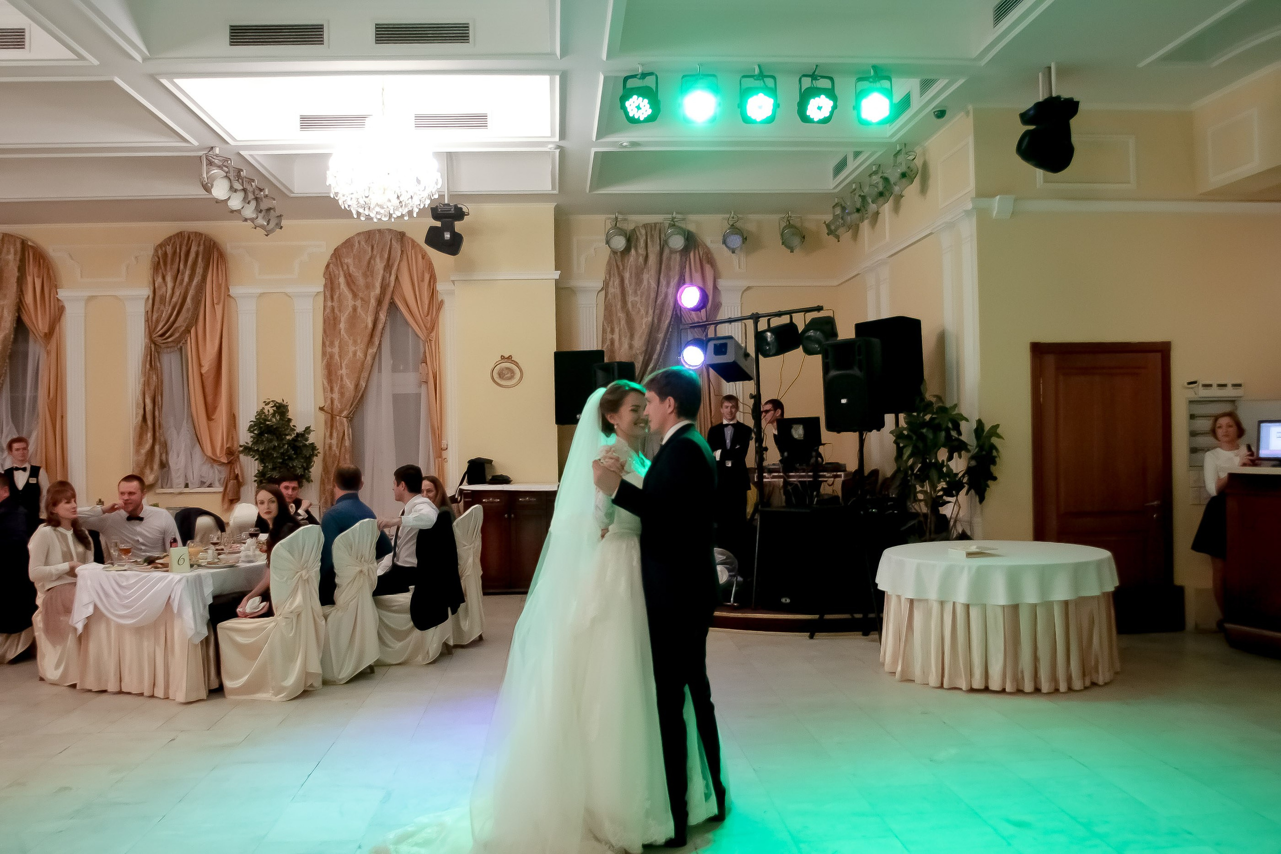 Банкет/Banquet. Максим Матвийченко и Виктория Басова профессионалы своего дела