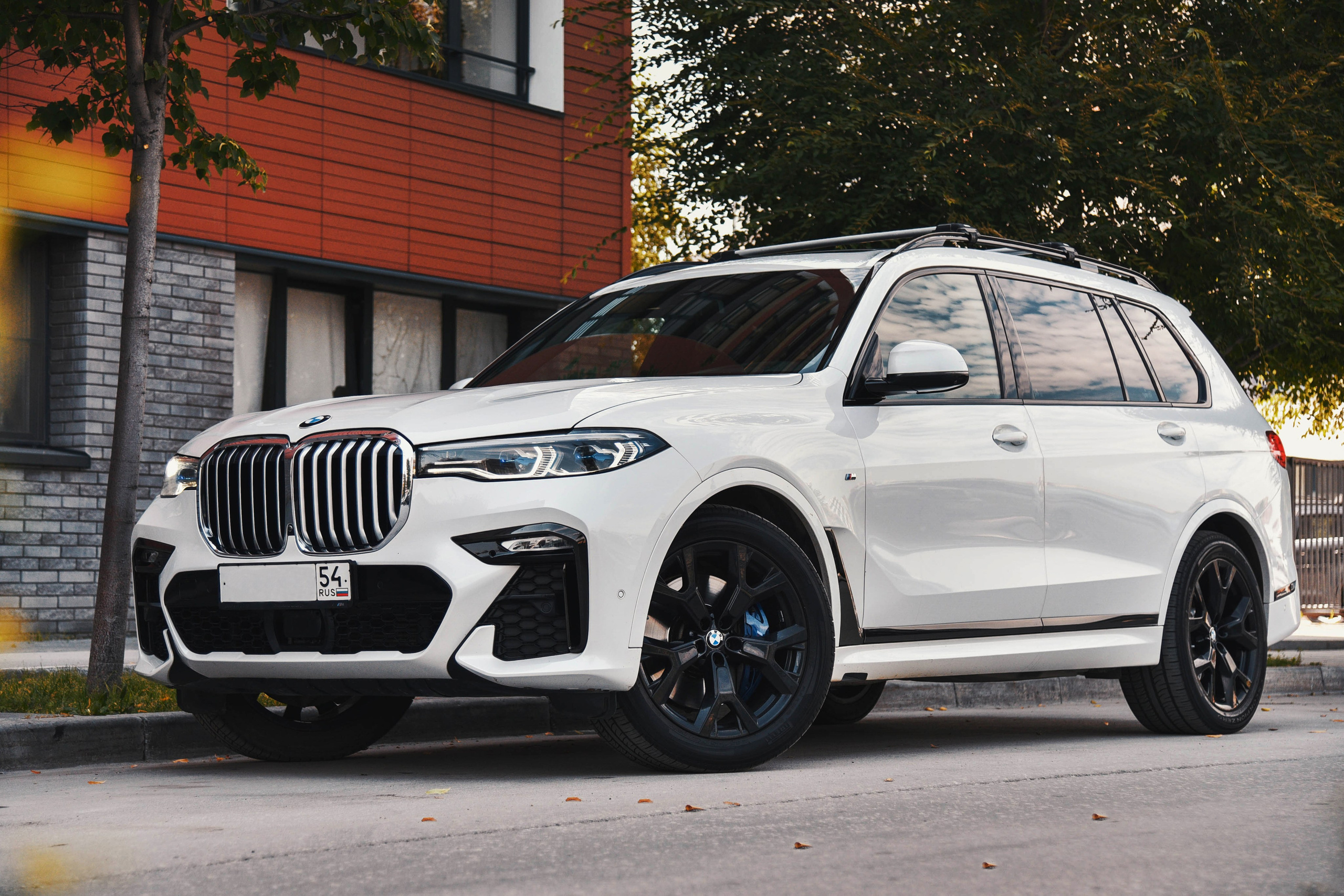 Фотографии BMW X7 в&nbsp;Новосибирске. Автомобильный фотограф Чанчин Владимир