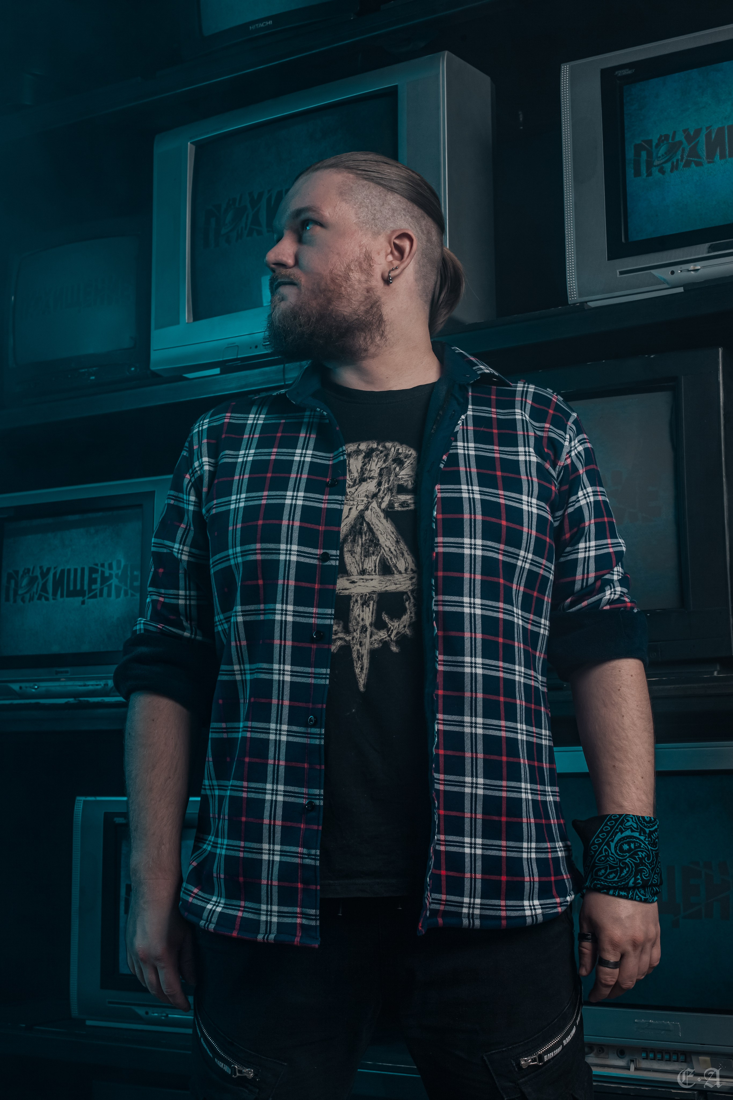 Похищение в октябре. Фотограф Ellairen