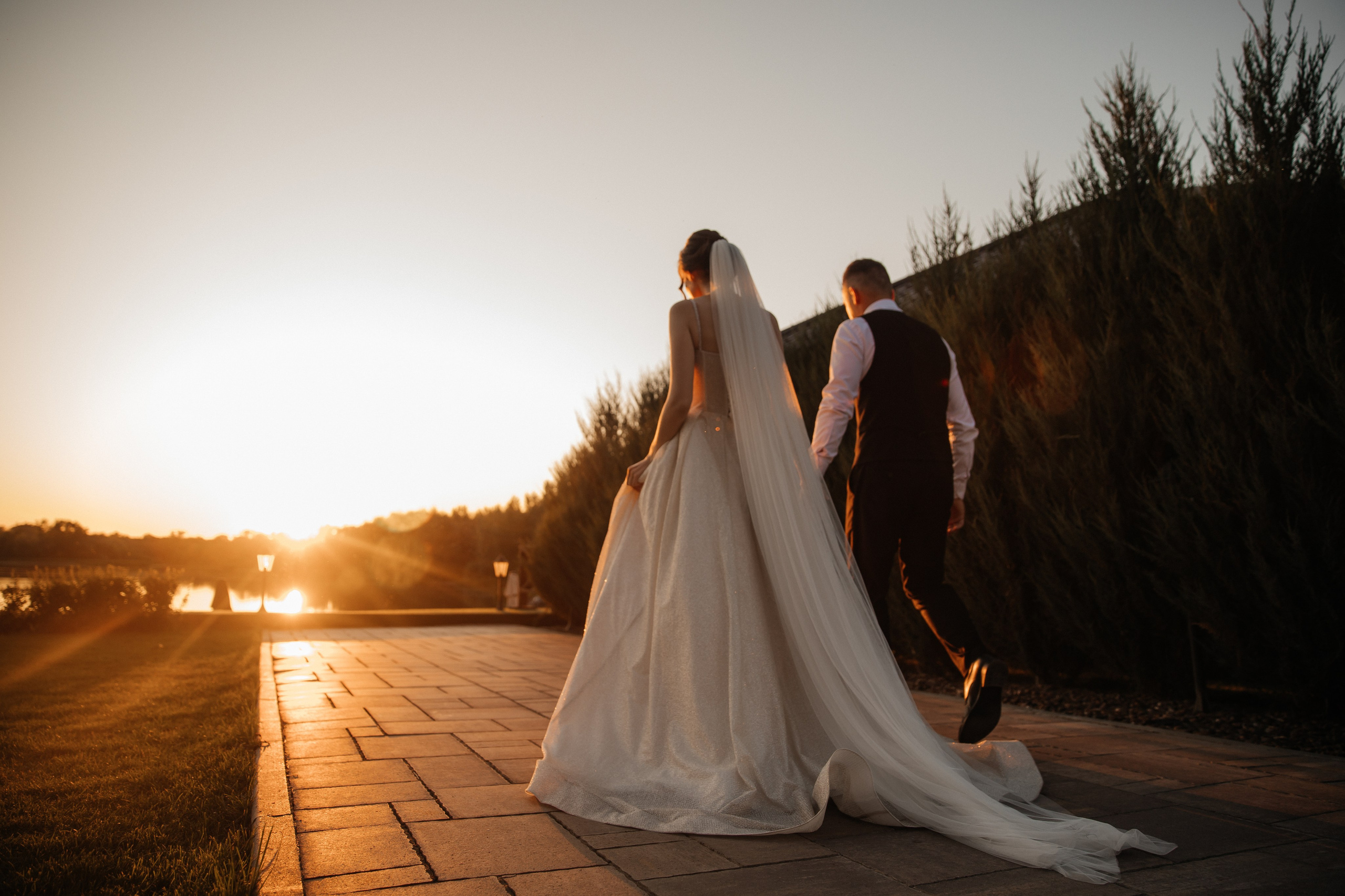 Wedding «Sunlight». Свадебные фотограф и видеограф Наталья и Анатолий Новиковы СПб