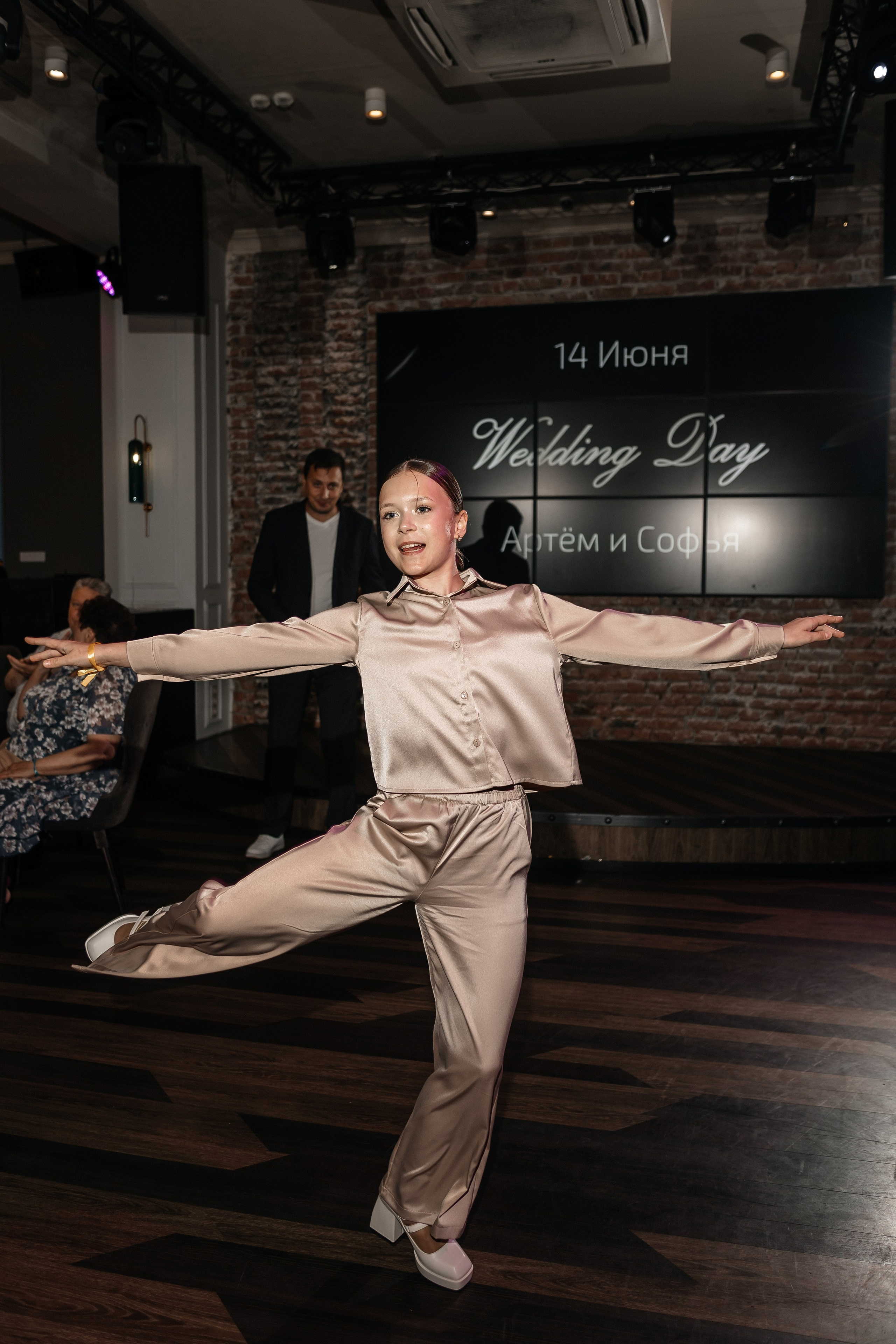Артём & София | 14.06.25. Свадебный и семейный фотограф в Омске Евгения Хакимова
