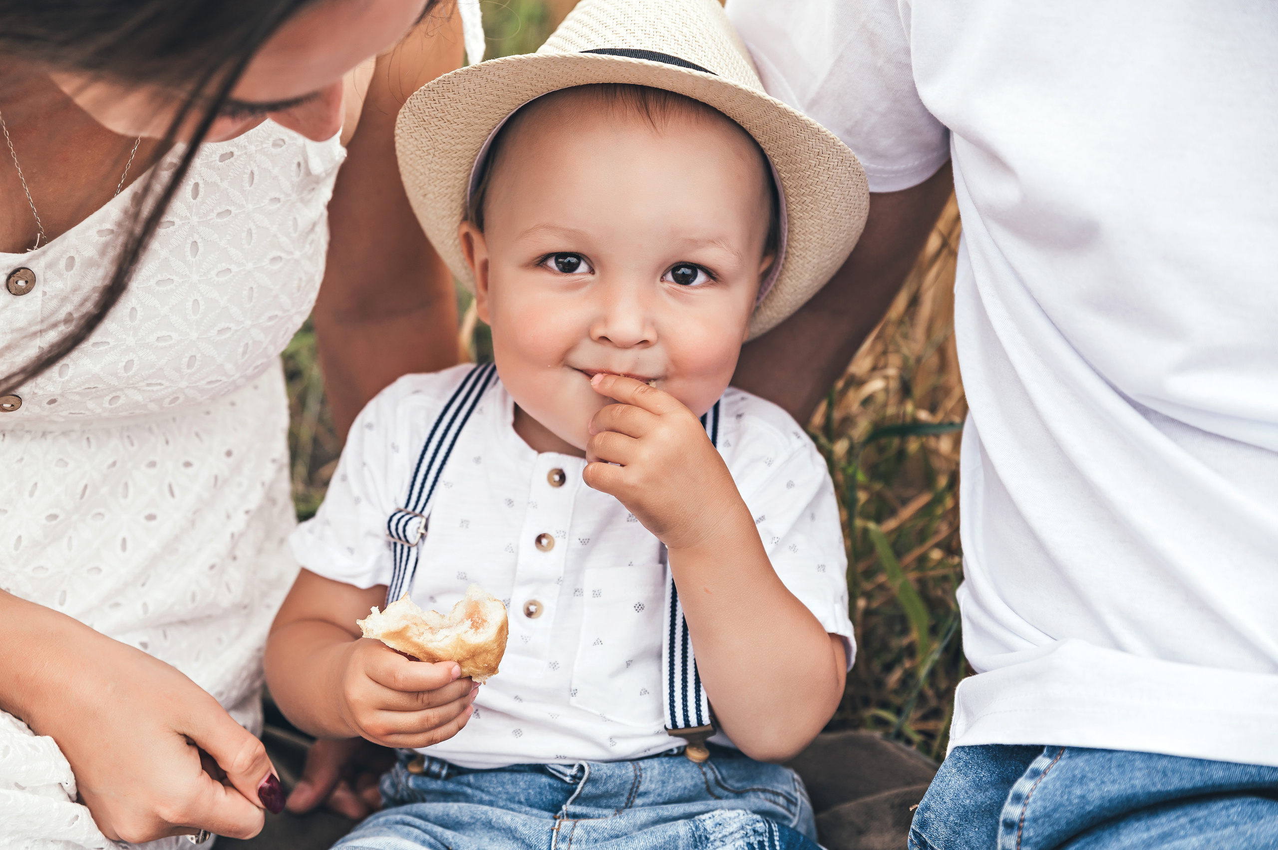 В пшеничном поле. Семейный и свадебный фотограф в Новосибирске Мария Гоппе (Харина)