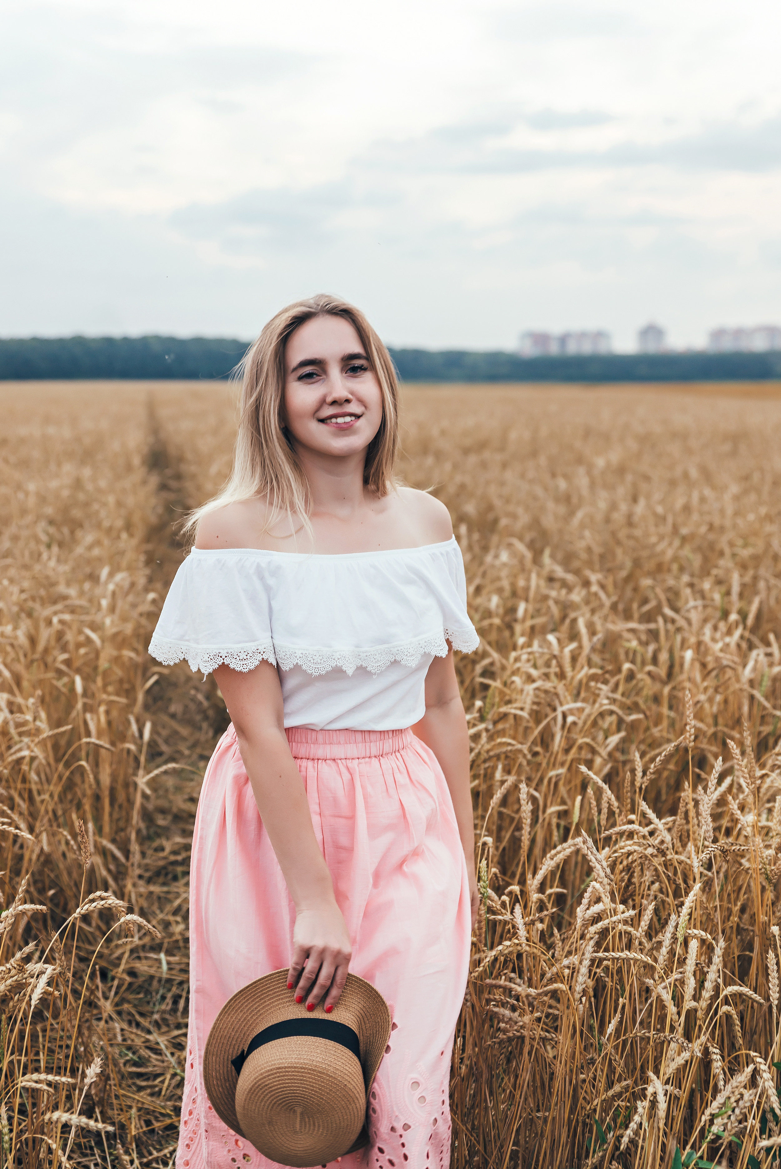 В поле. Семейный и свадебный фотограф в Новосибирске Мария Гоппе (Харина)